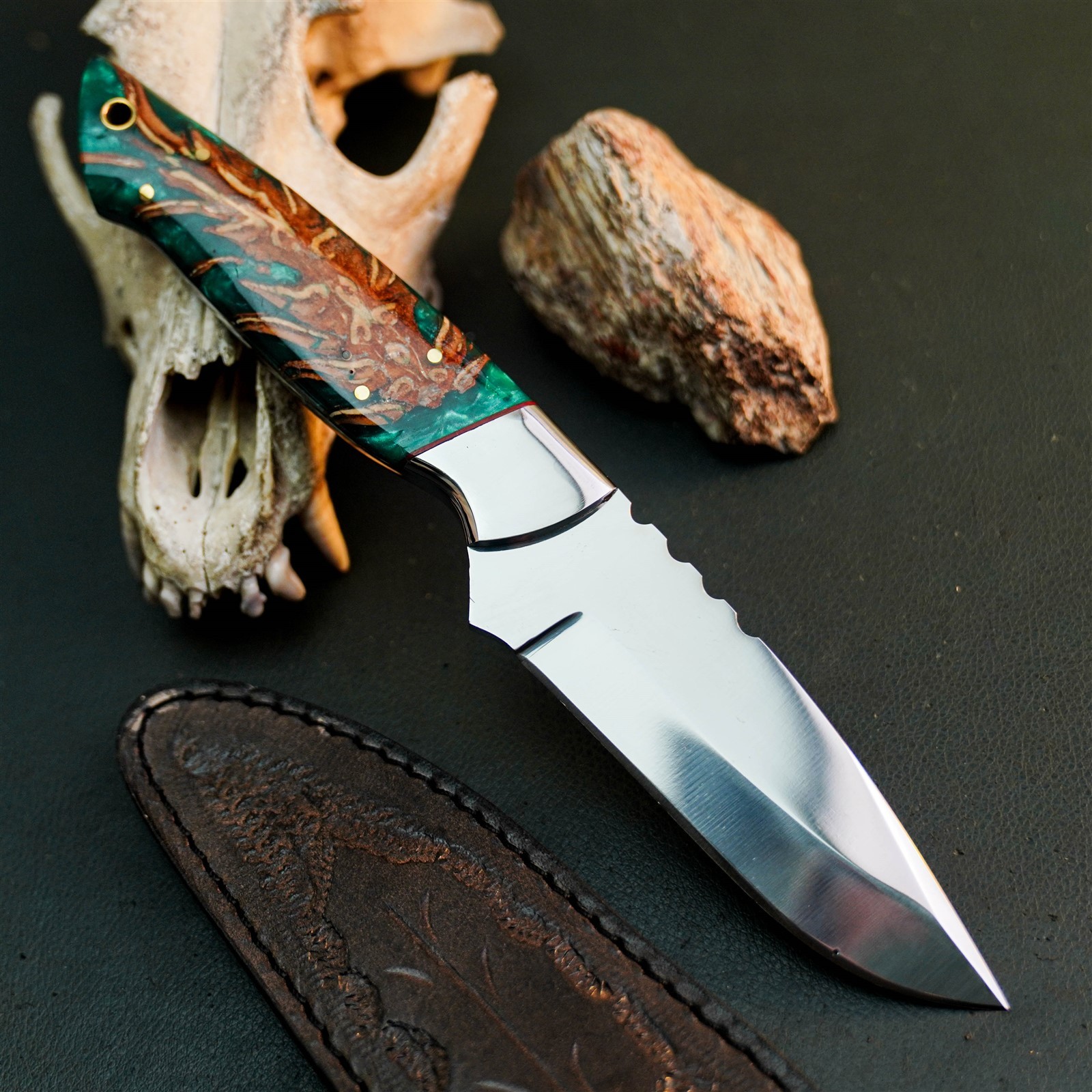 9.6″ Hunting EDC Stainless Knife Handmade Full Tang Resin Handle + Sheath