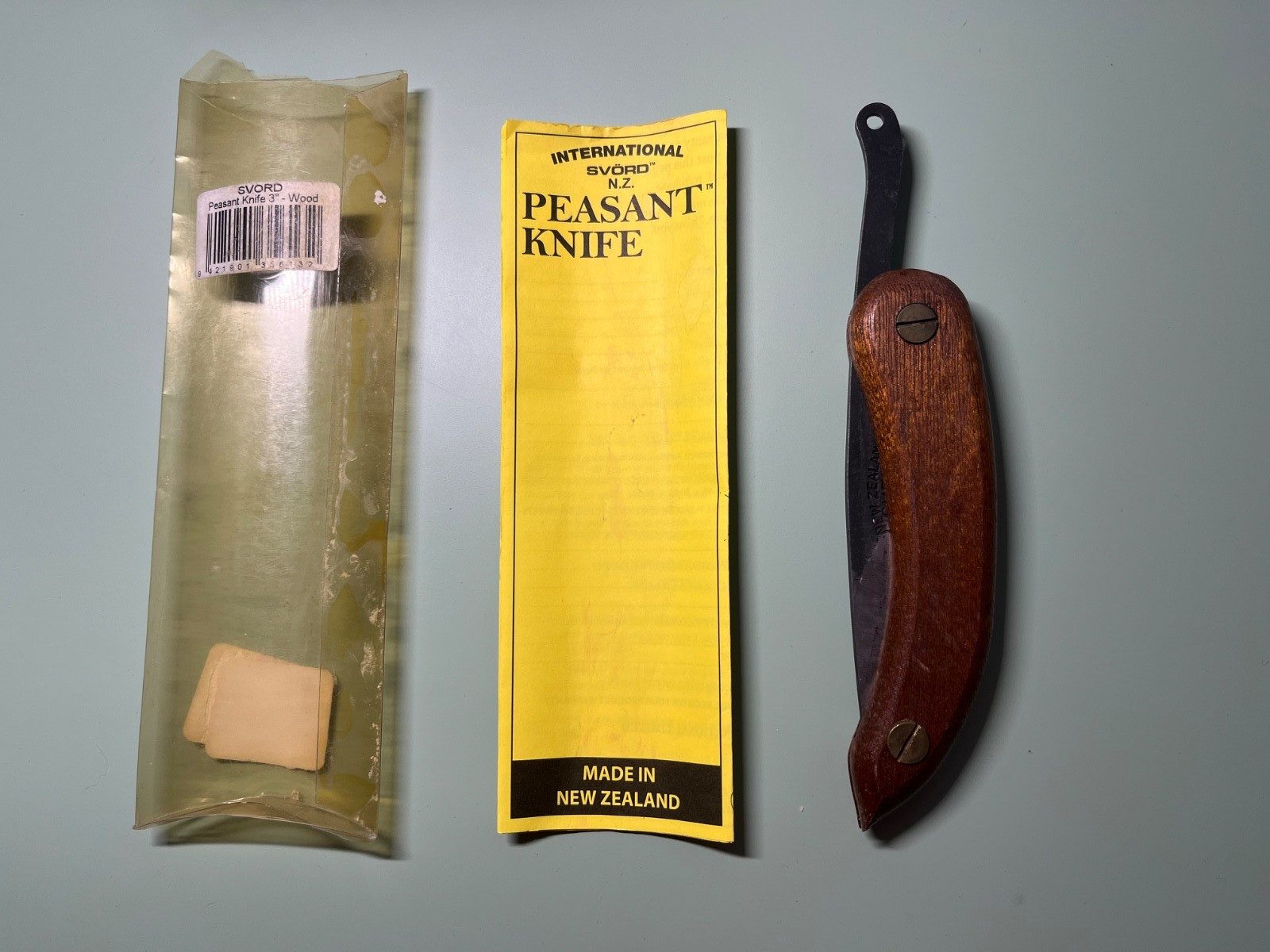 Svord Brown Wood Handle Peasant Pocket Knife New Zealand SV132 Carbon Blade