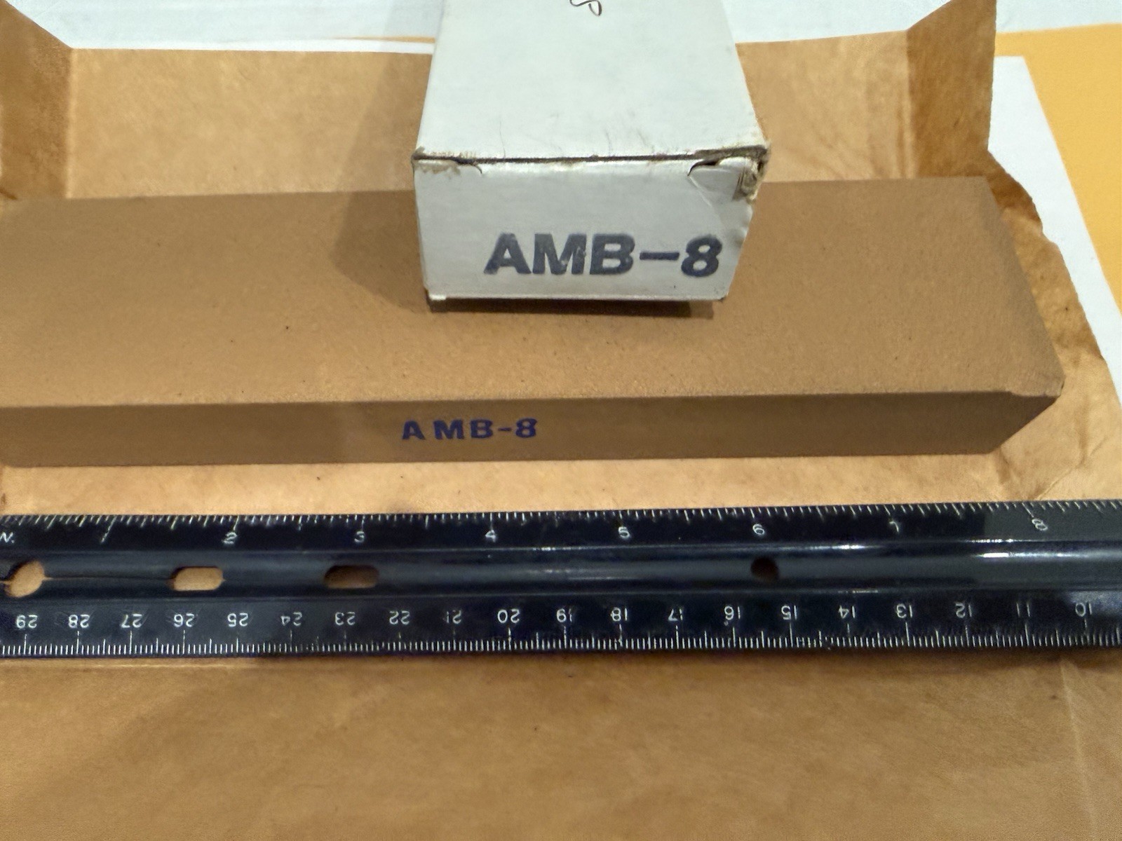 New Vintage Sticks & Stones AMB-8 India Stone, Medium, 8″ X 2″ X 1″