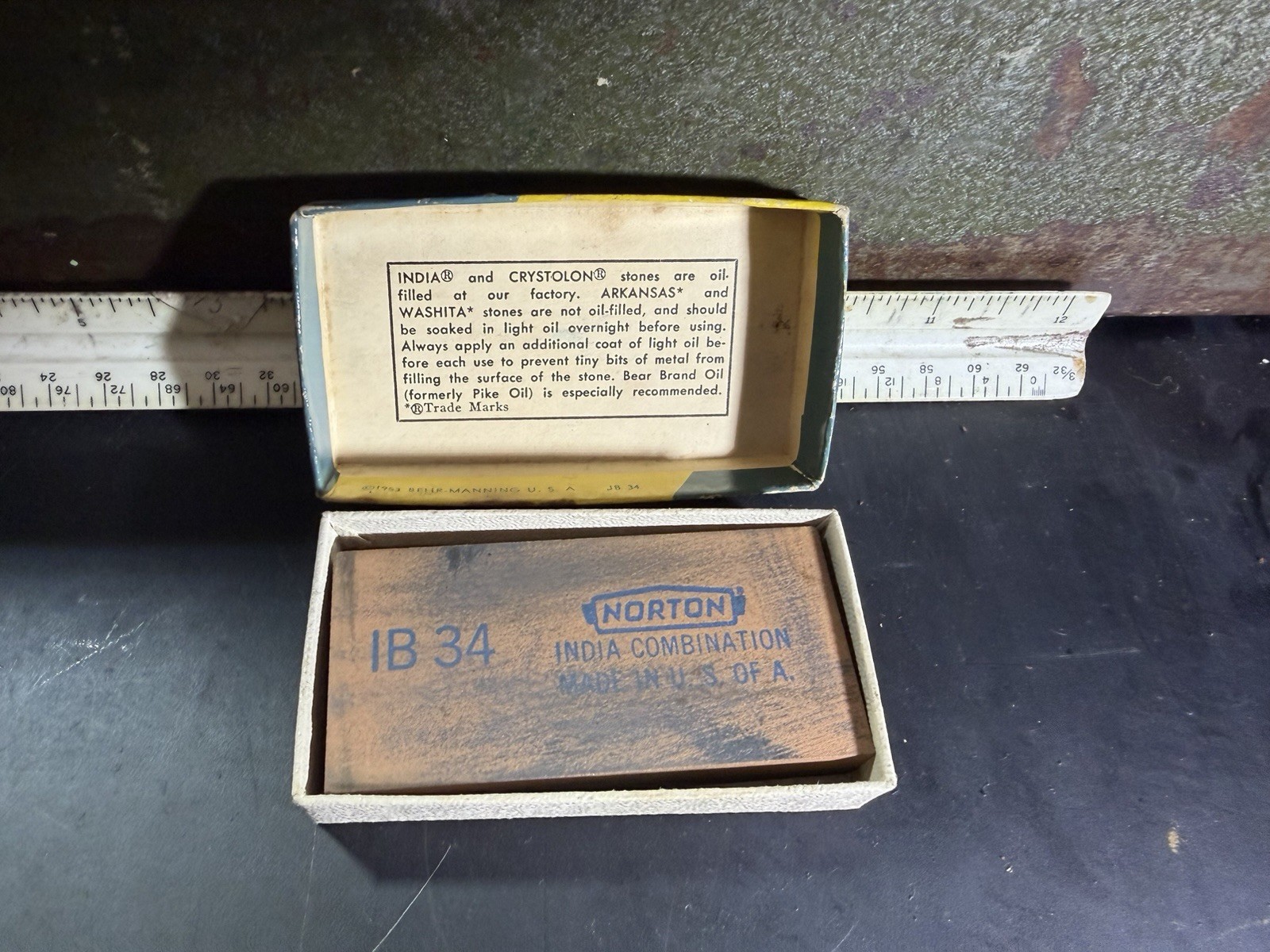 Vintage Norton India IB 34 Combination Sharpening Stone NOS Oilstone W/ Box USA