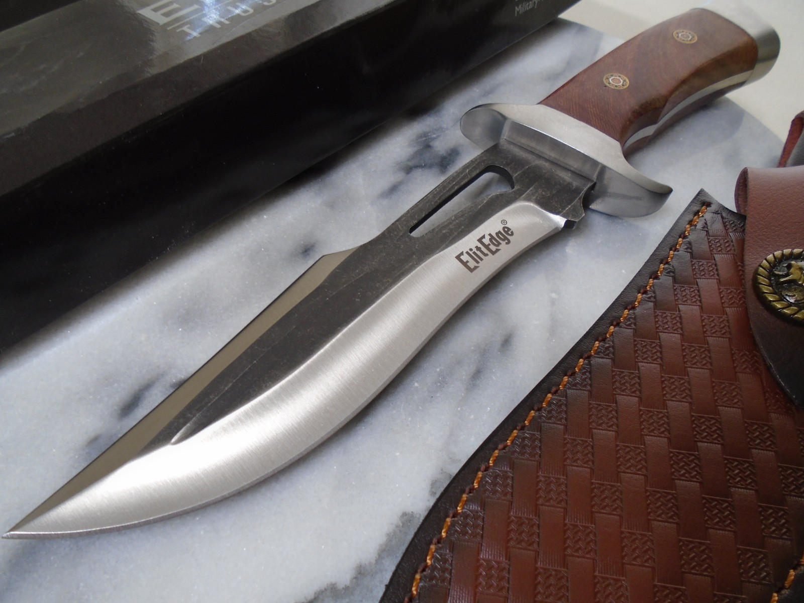 Elitedge Fancy Recurve Bowie Hunter Knife Full Tang 440C Fixed Blade Walnut Wood