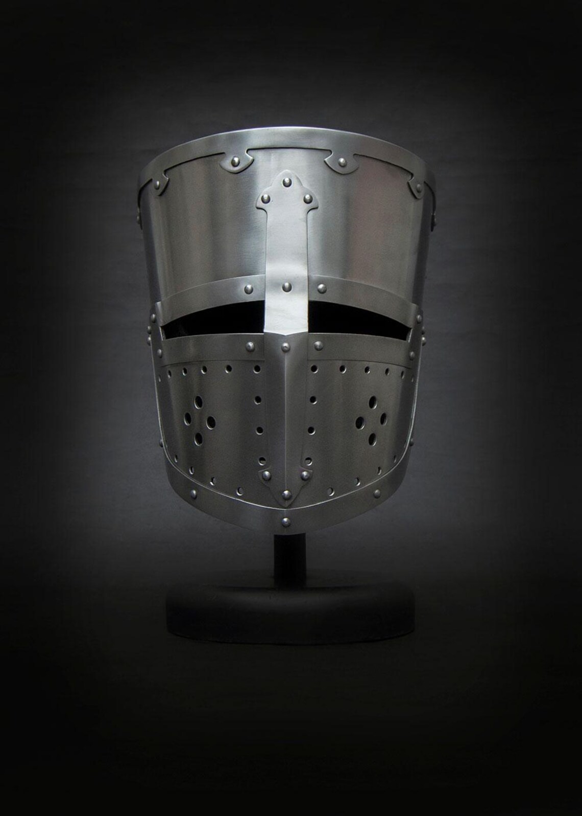 Medieval Great Helm – Knight Crusader Helmet – LARP & Reenactment Armor