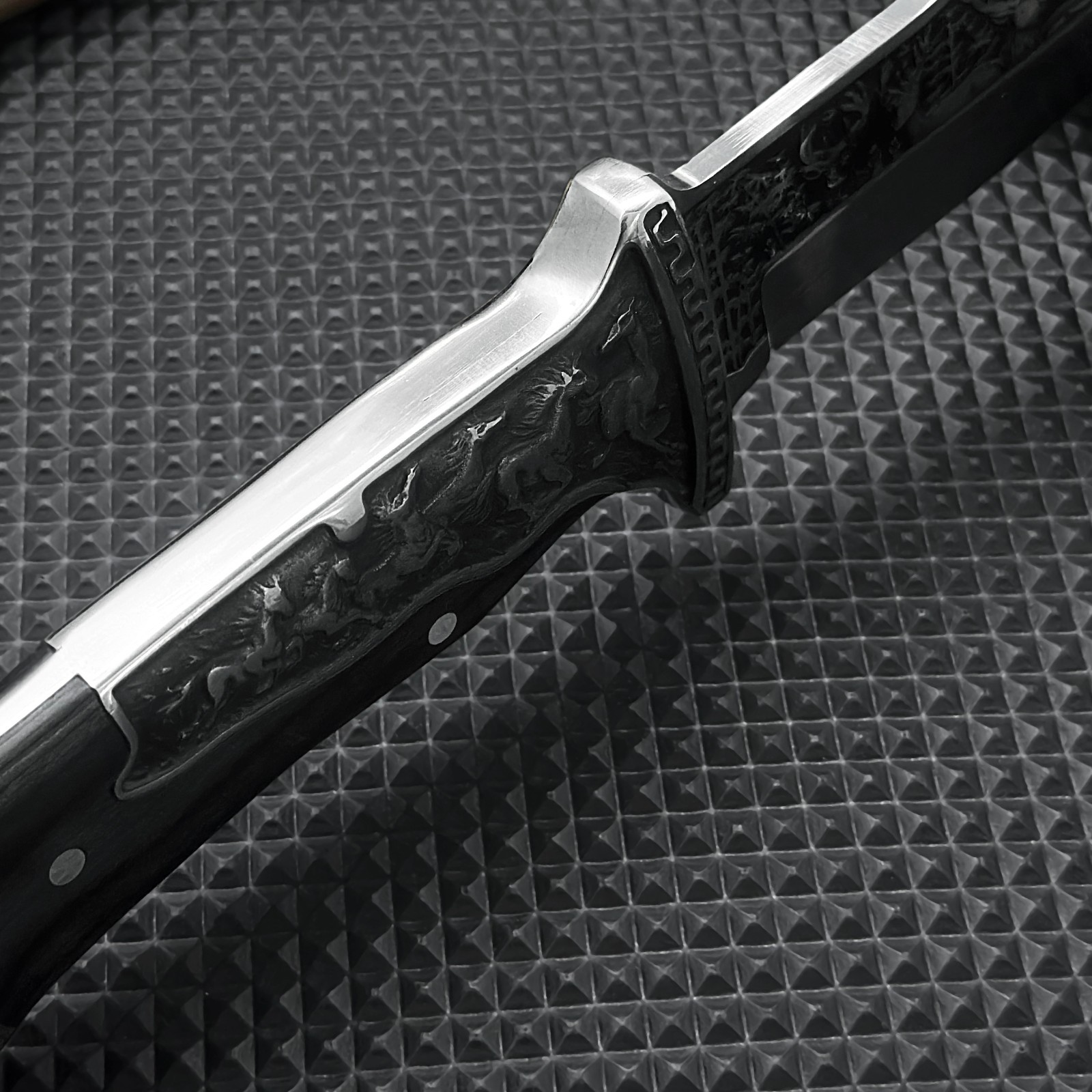 12Inch Fixed Blade Knife Comfort Grip Deer Embossed Design Nylon Sheath Included