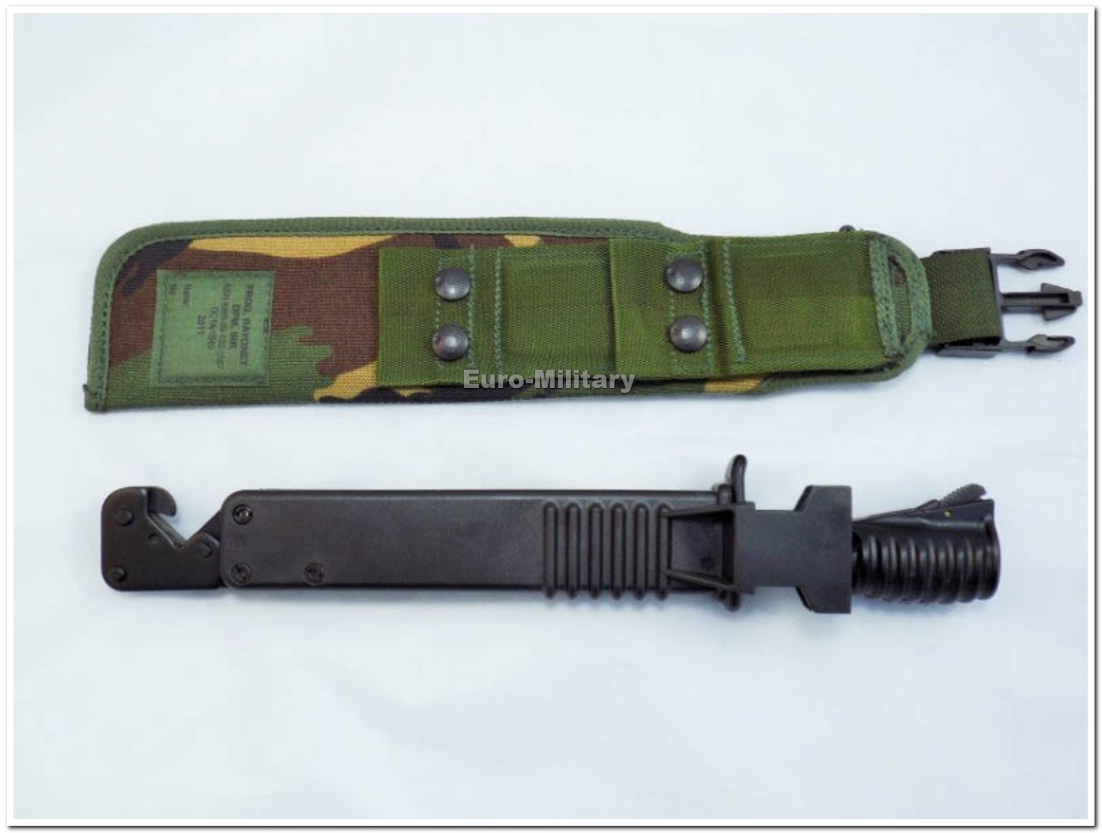 British Army SA80 L85 Knife w/ Plastic & DPM Camo Sheath – Repro