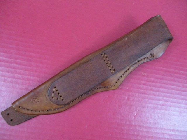 Custom Leather Knife Sheath or Scabbard for 5.5″ Fixed Blade Knife – Excellent