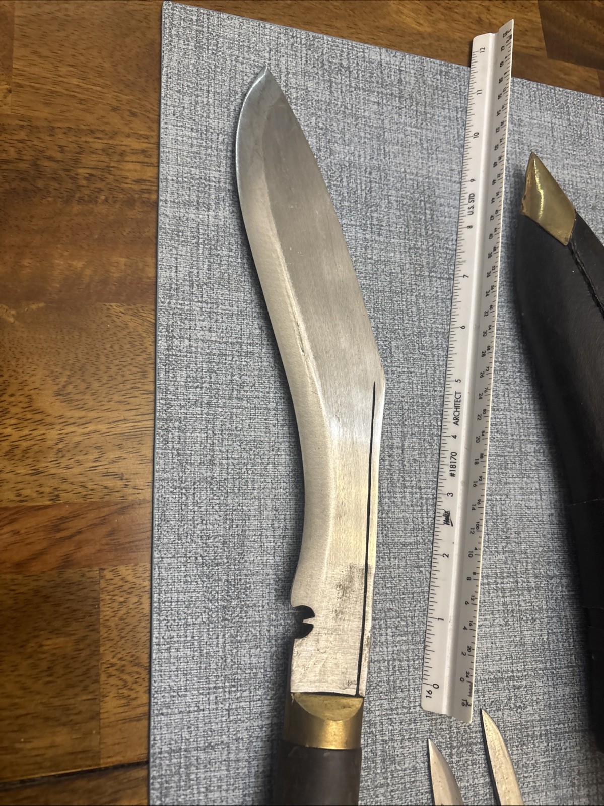 Gurkha Service No.1 Kukri, Hand Forged Blade Knife, 10″ Blade with Sheath Nice