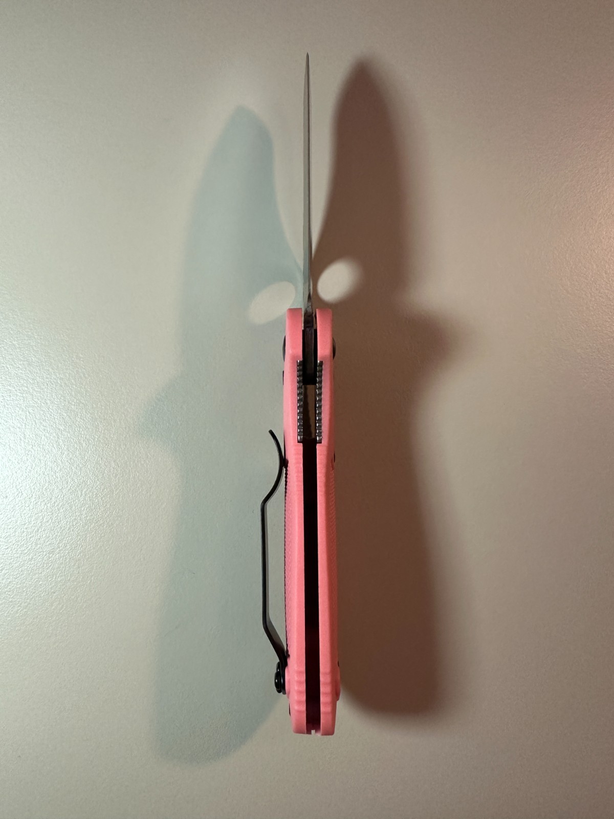 Benchmade 555 Mini Griptilian Pink Nylon Grivory Stainless Folding Knives