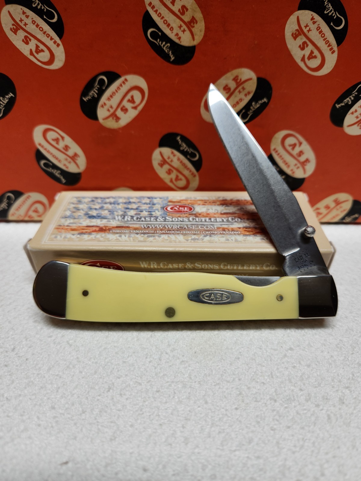 2020 Case Xx Trapperlock Yellow Synthetic CV Blade