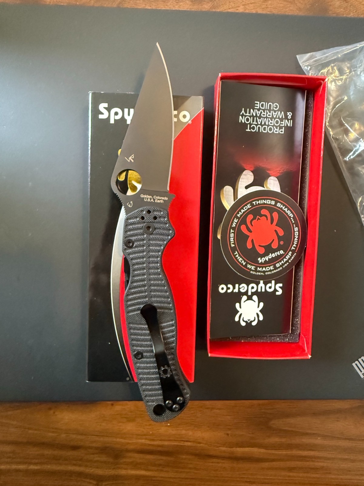 Spyderco Paramilitary 2 MagnaCut Salt Knife Black G-10 DLC