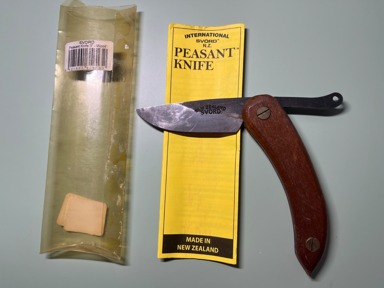 Svord Brown Wood Handle Peasant Pocket Knife New Zealand SV132 Carbon Blade
