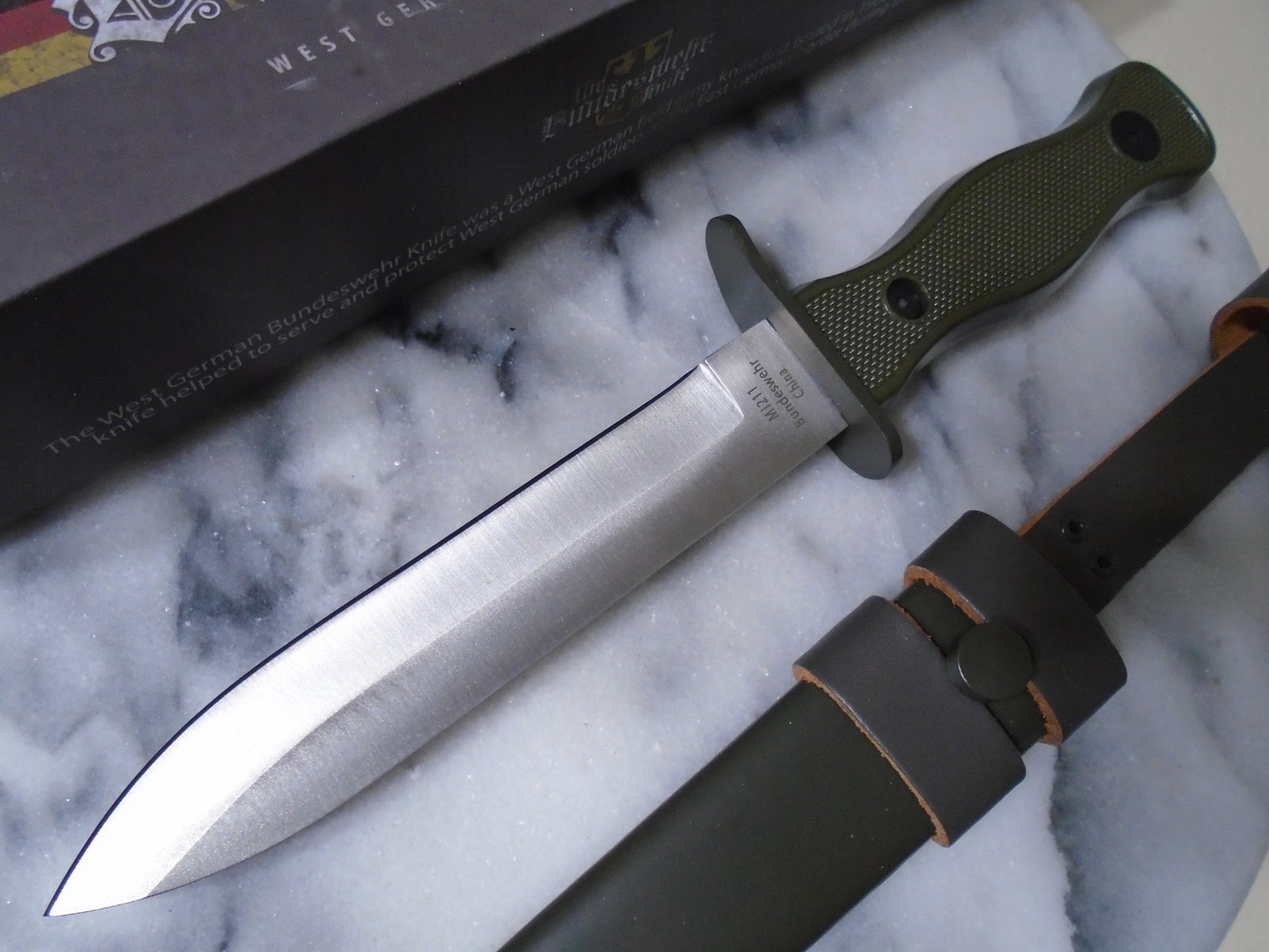 Bundeswehr German Army Fixed Blade Knife MI211 Spearpoint OD Green 10.30″ OA New