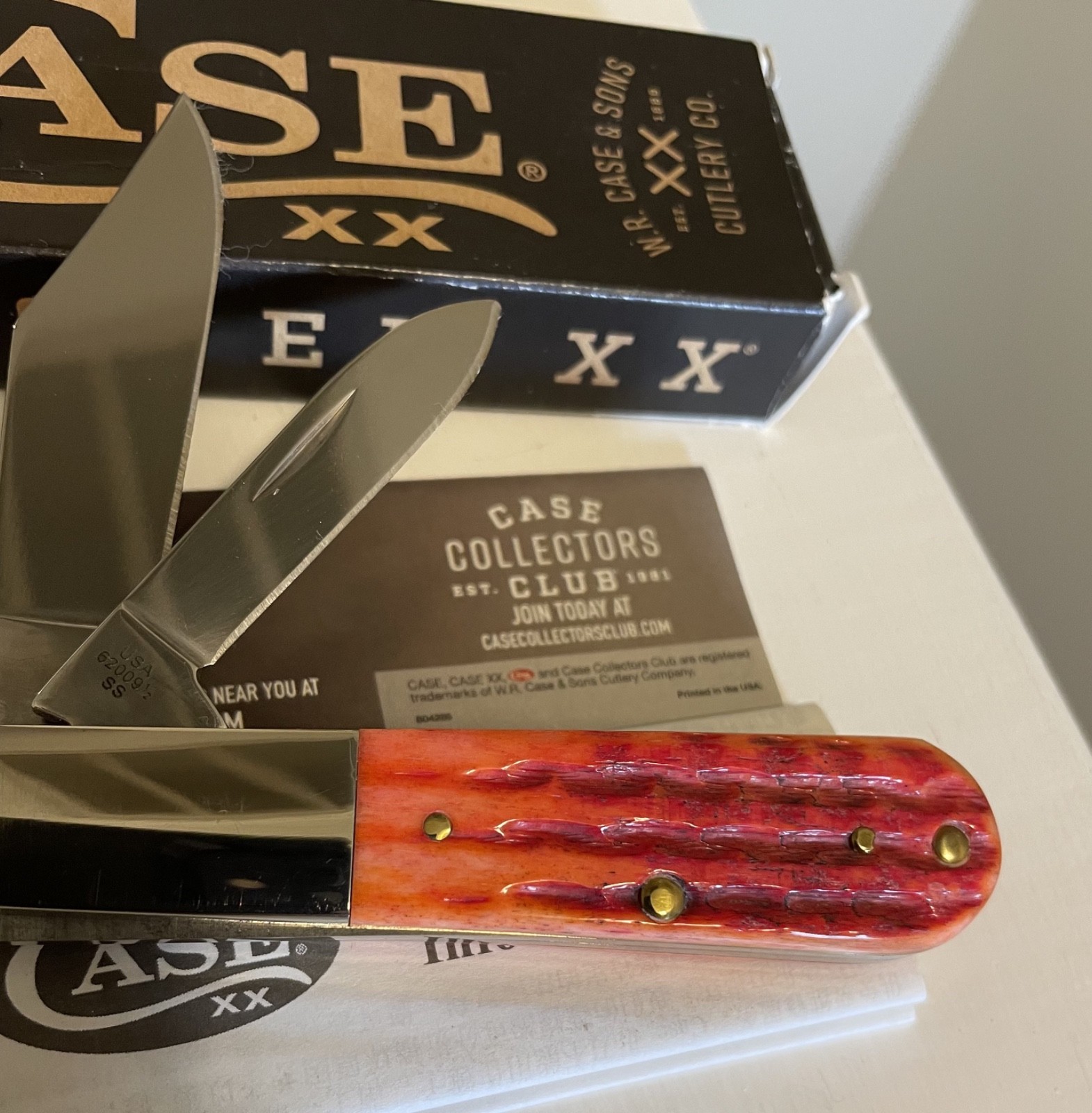 2025 Case XX CA42324 62009 1/2 SS Kinfolks Jigged Indian Paint Brush Bone Barlow