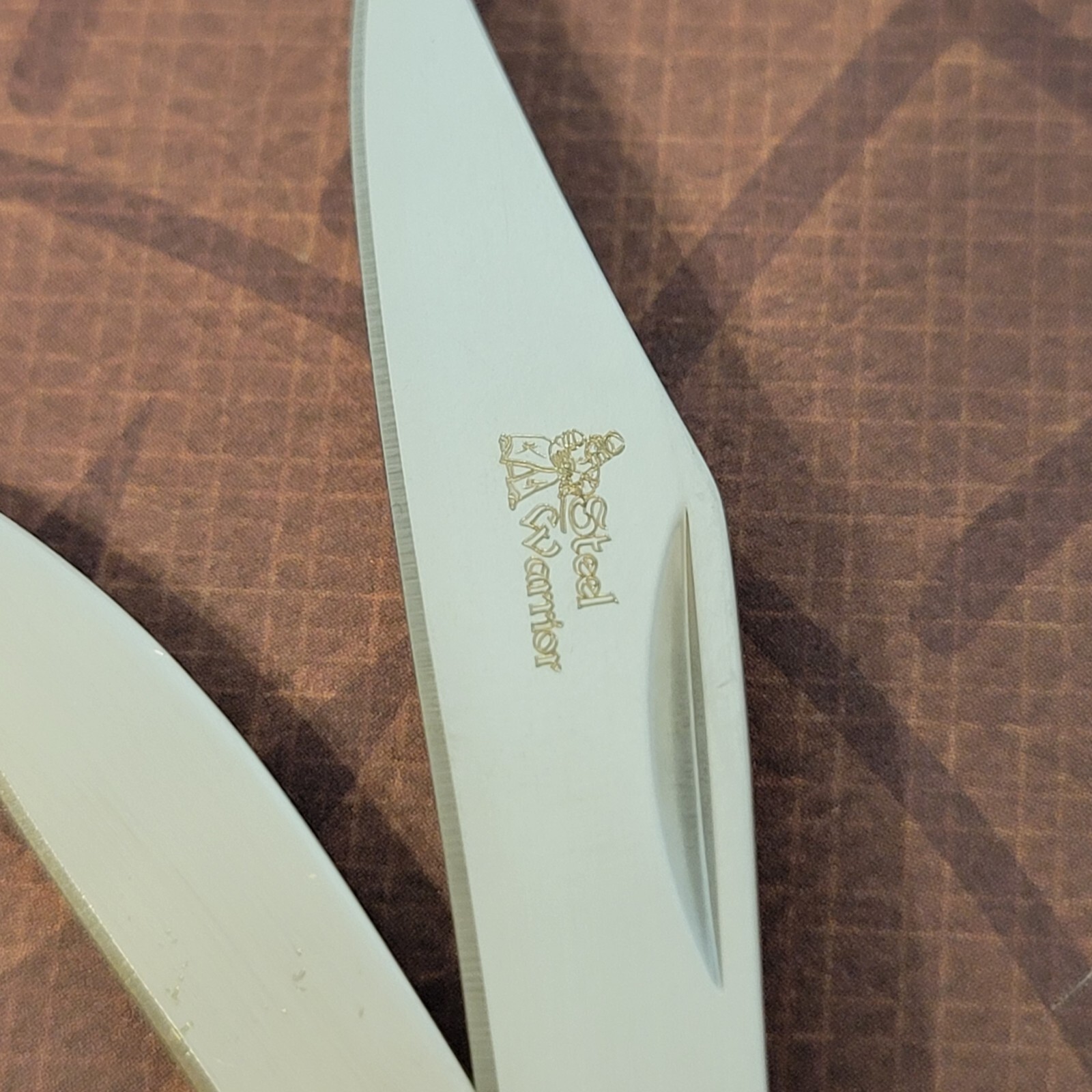 STEEL WARRIOR Knife 2 Blade Peanut JADE Jigged BONE Handles