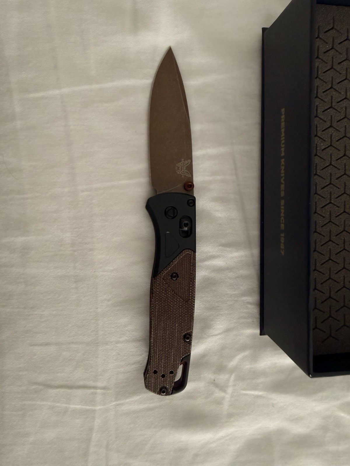 Benchmade 535FE-2602 Bugout AXIS Drop Point Taiga Green S90V FDE New USA