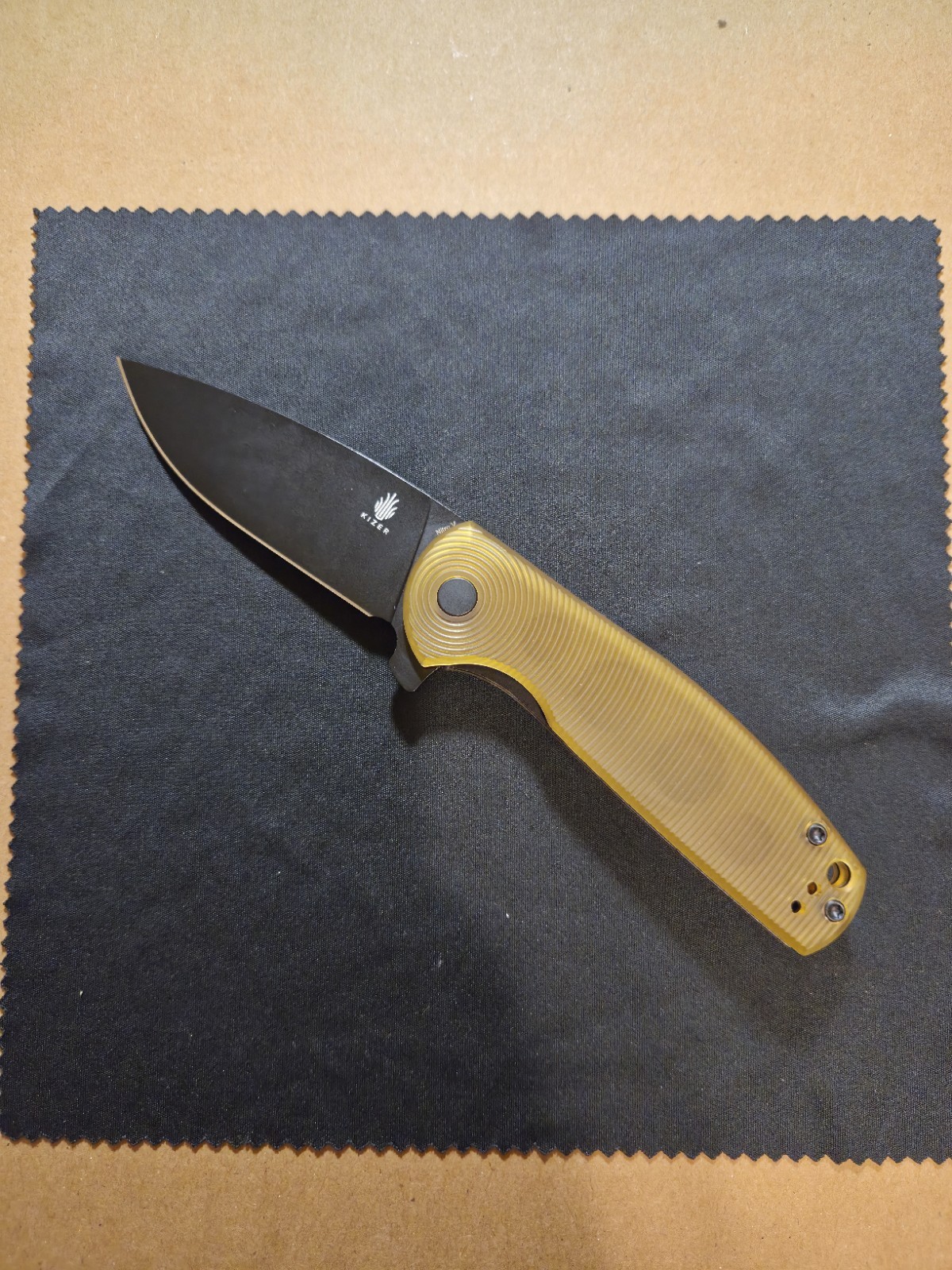 Kizer Gemini EDC Folding Pocket Knife Nitro-V Steel Blade, Pei Handle, V3471A3