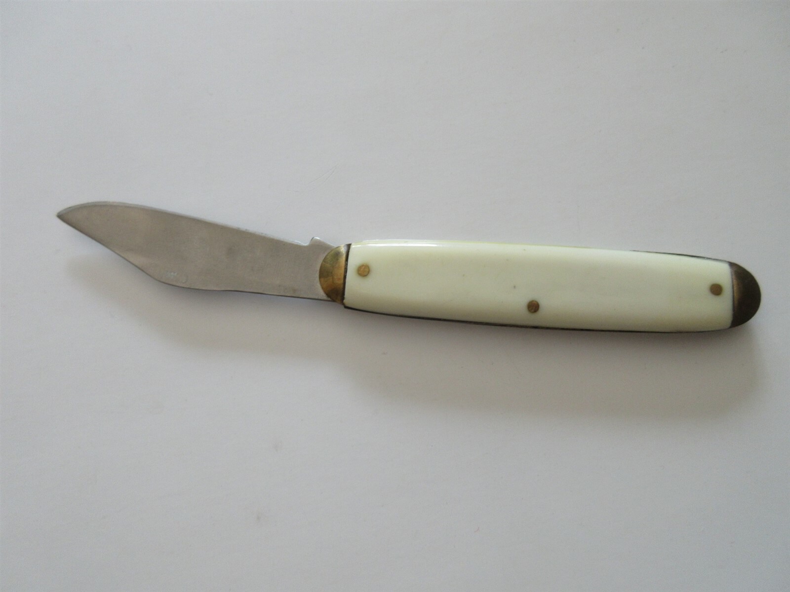 VINTAGE AMERICAN LAWMAN «Let None Live In Fear» POCKET KNIFE FROST FALCON