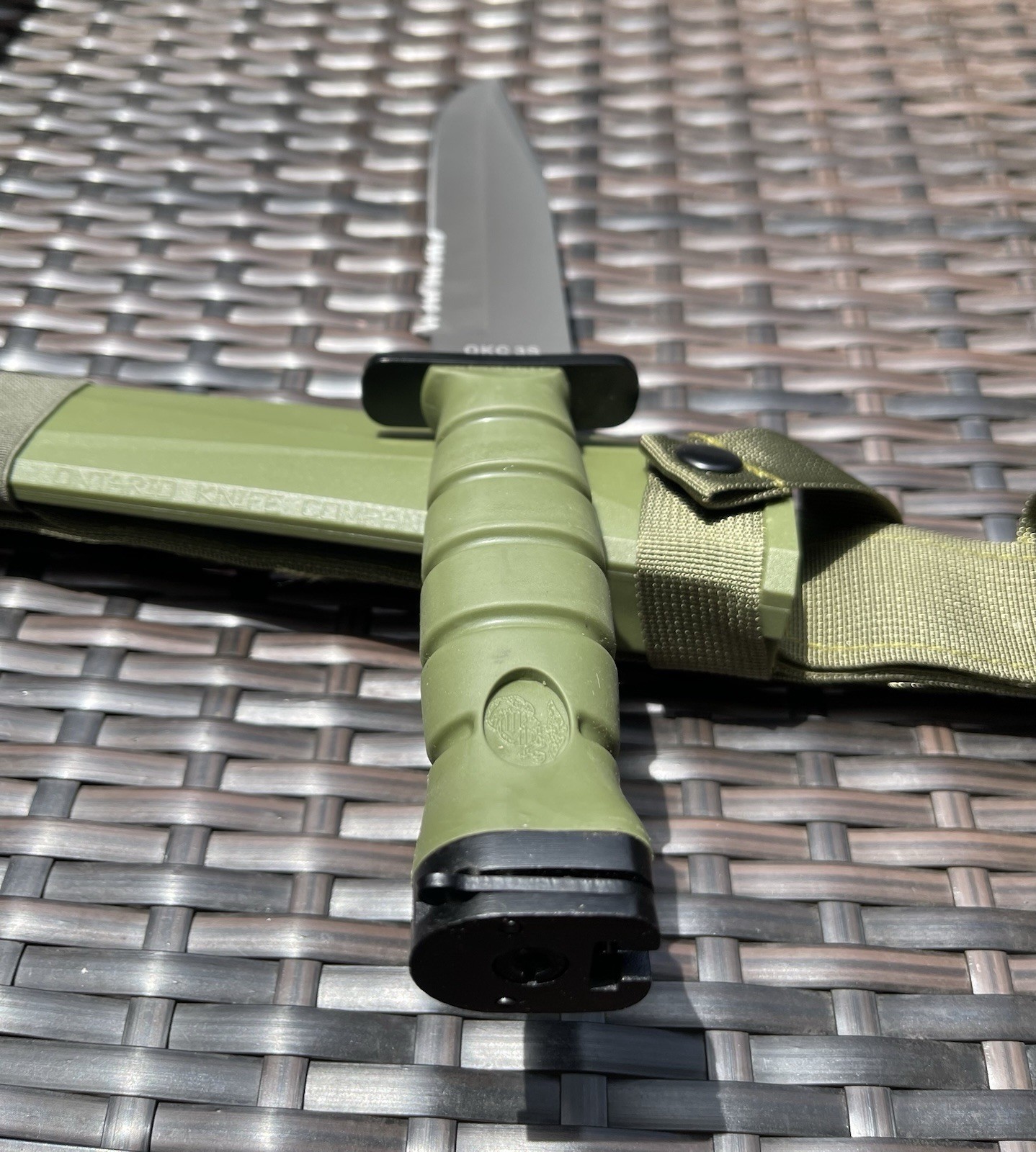 Ontario Knife OKC3S USMC Combat 8″ Blade and Scabbard Green