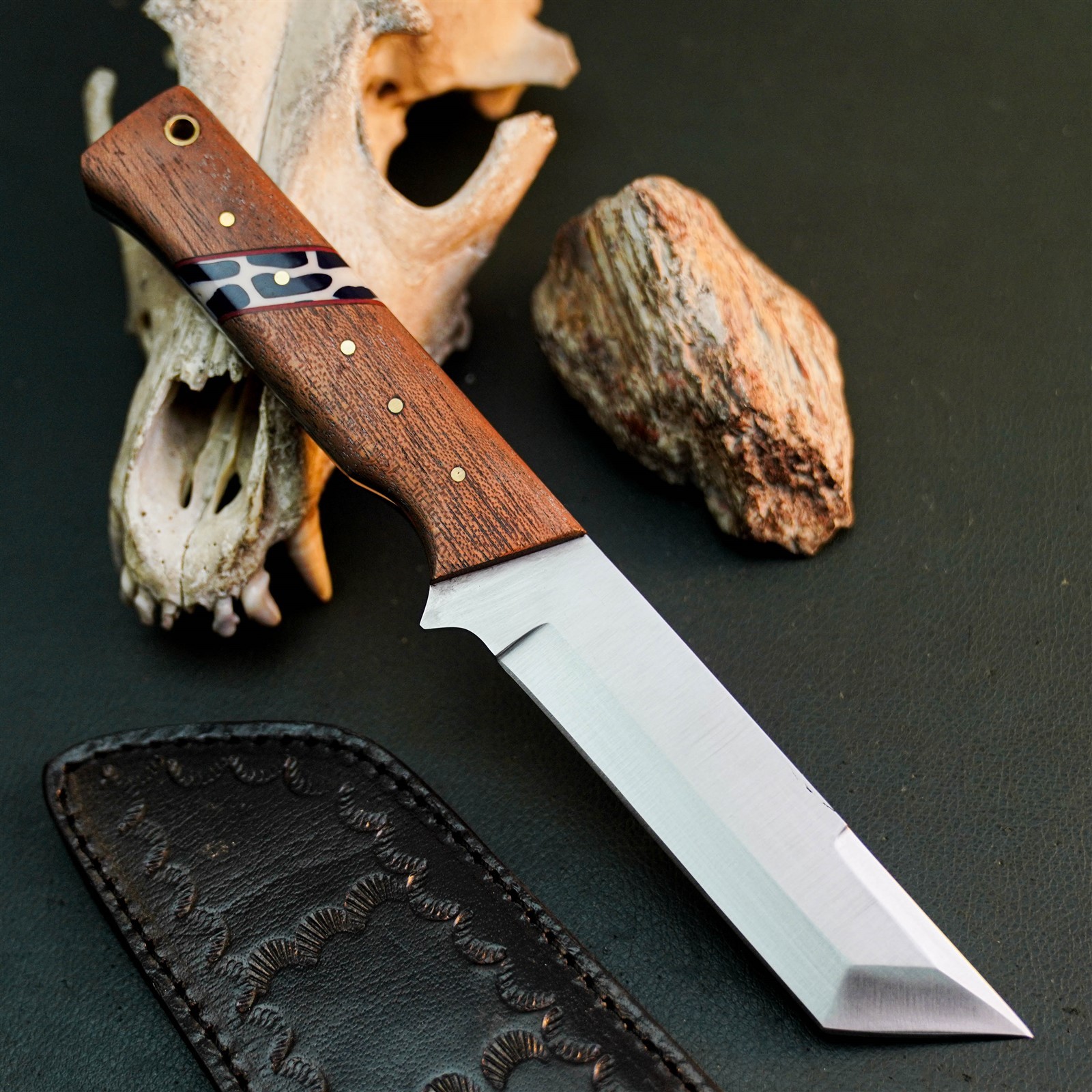 9.0″ Hunting EDC Stainless Knife Handmade Full Tang Wood Handle + Sheath