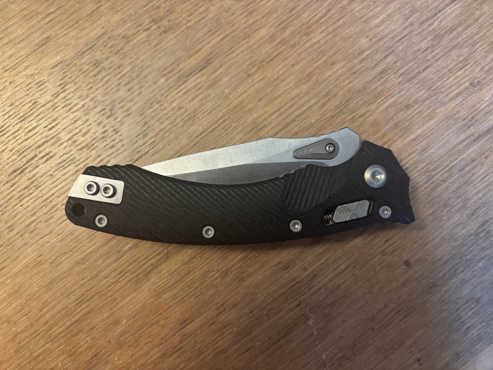 Microtech Amphibian RAM-LOK 137RL-10 FLGTBK Fluted G10 Stonewashed M390MK