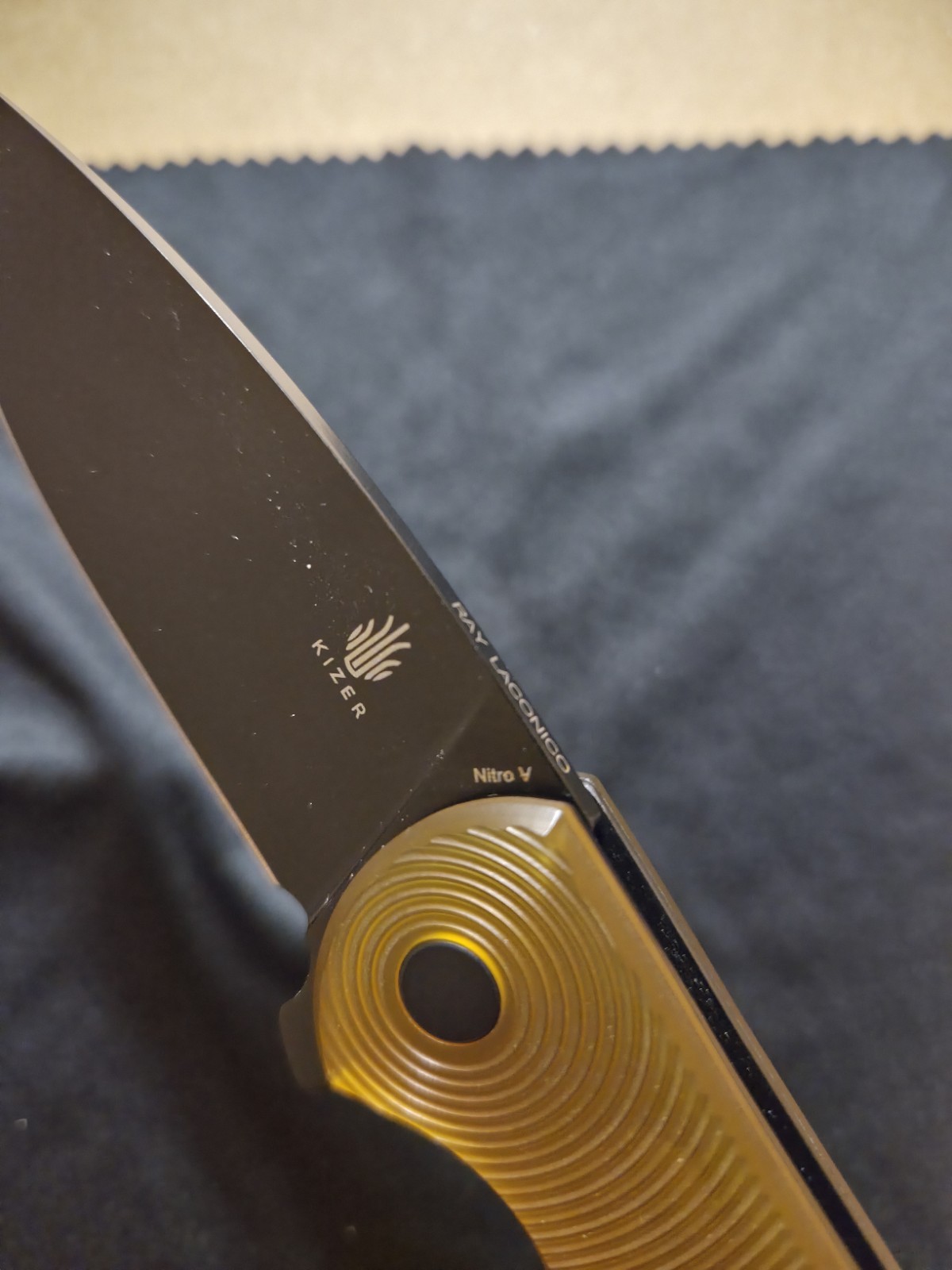 Kizer Gemini EDC Folding Pocket Knife Nitro-V Steel Blade, Pei Handle, V3471A3