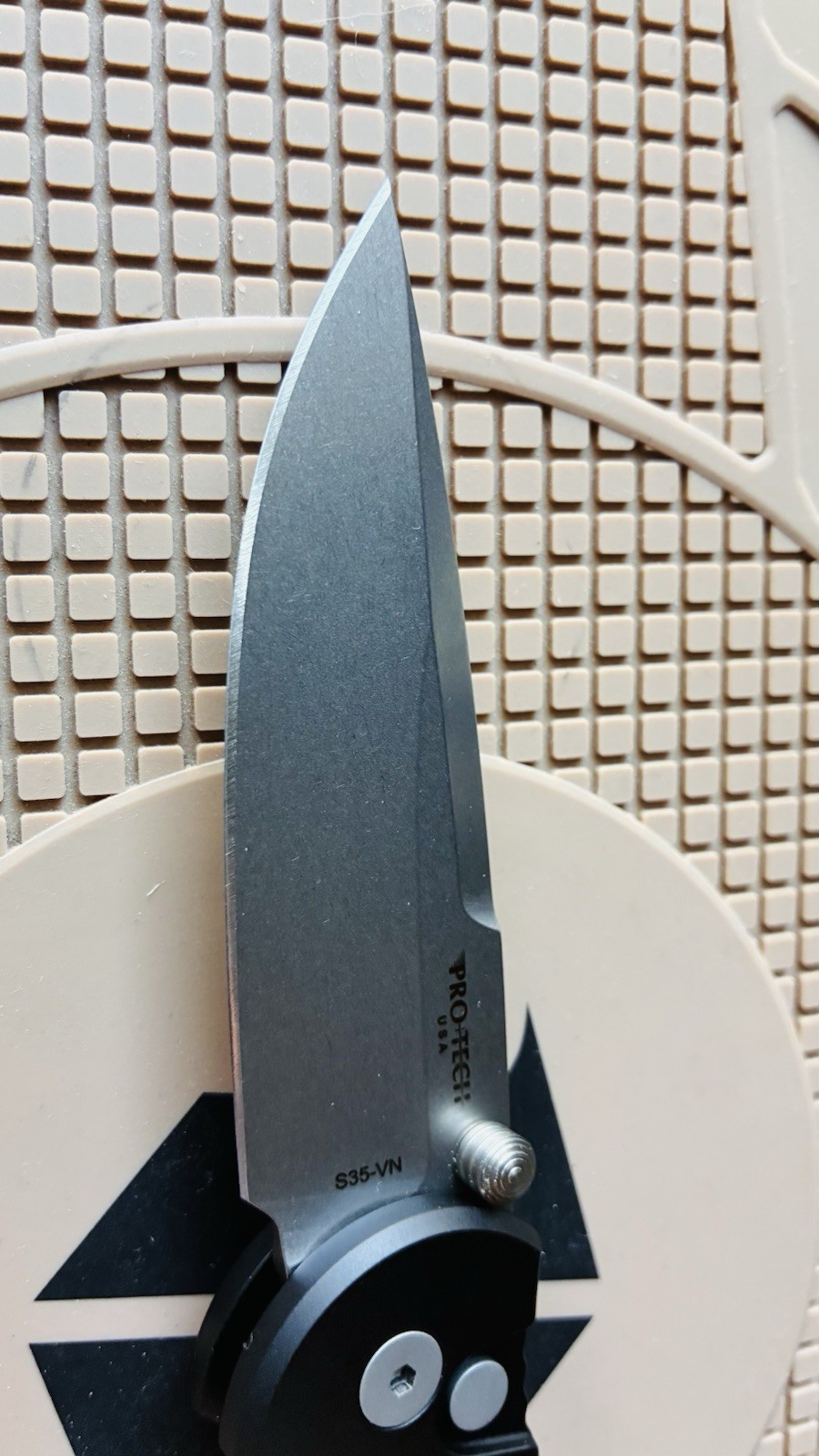 Pro-Tech TR-3 Integrity S35VN manual knife