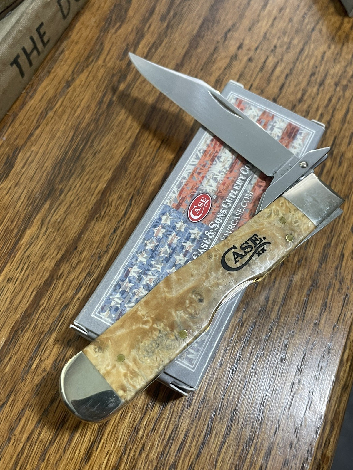 2020 Case XX 16567 Cheetah Natural Box Elder Smooth 7111 1/2 L SS