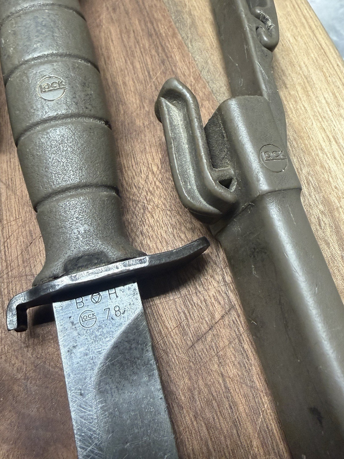 *PRIVATE LISTING FOR 561bradley* Austrian Army Bundesheer “B x H” Round Glock