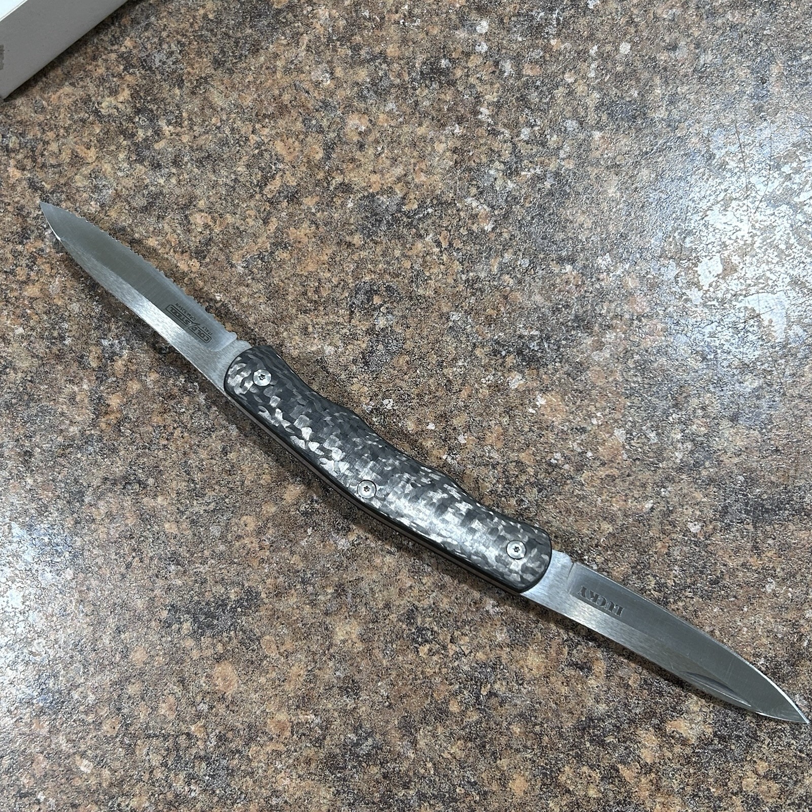 Cold Steel Lucky 2 Blade Pen Knife 3.25″ Closed, CPM-S35VN Carbon Fiber Serrated