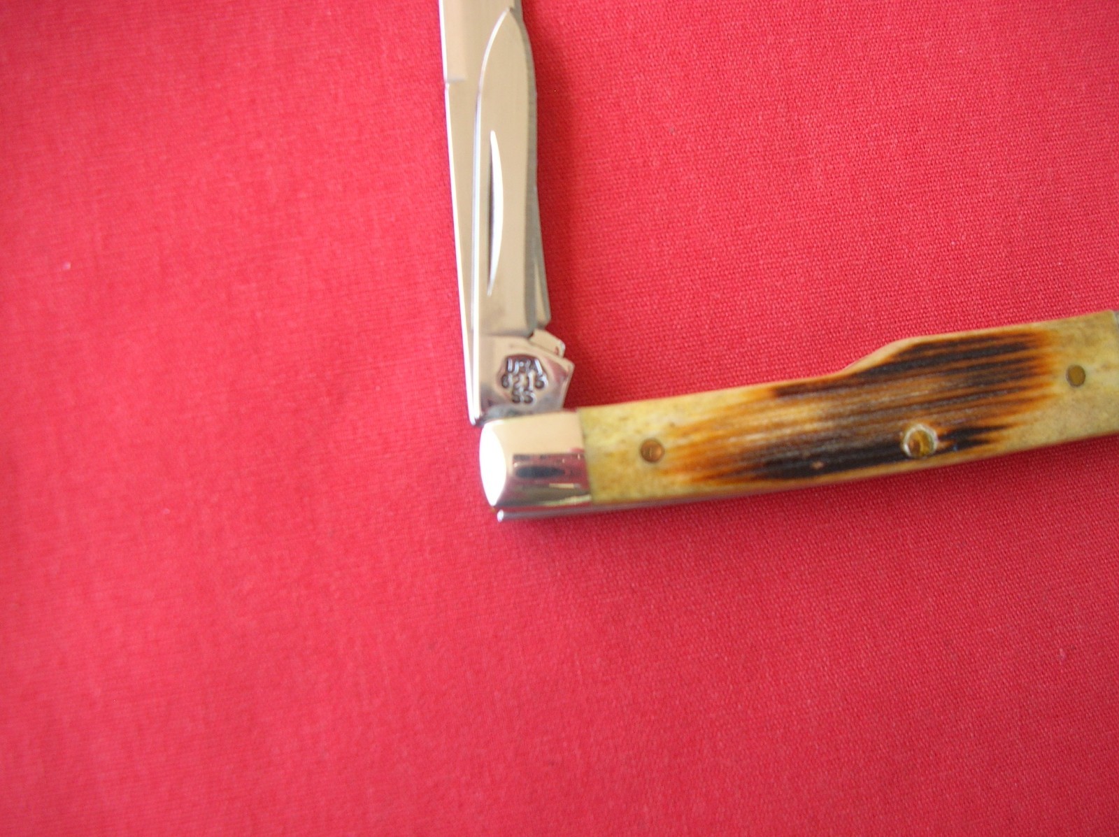 CASE XX 6215 GUNSTOCK BROWN ANTIQUE BARN WOOD BONE HANDLES 2005 KNIFE J