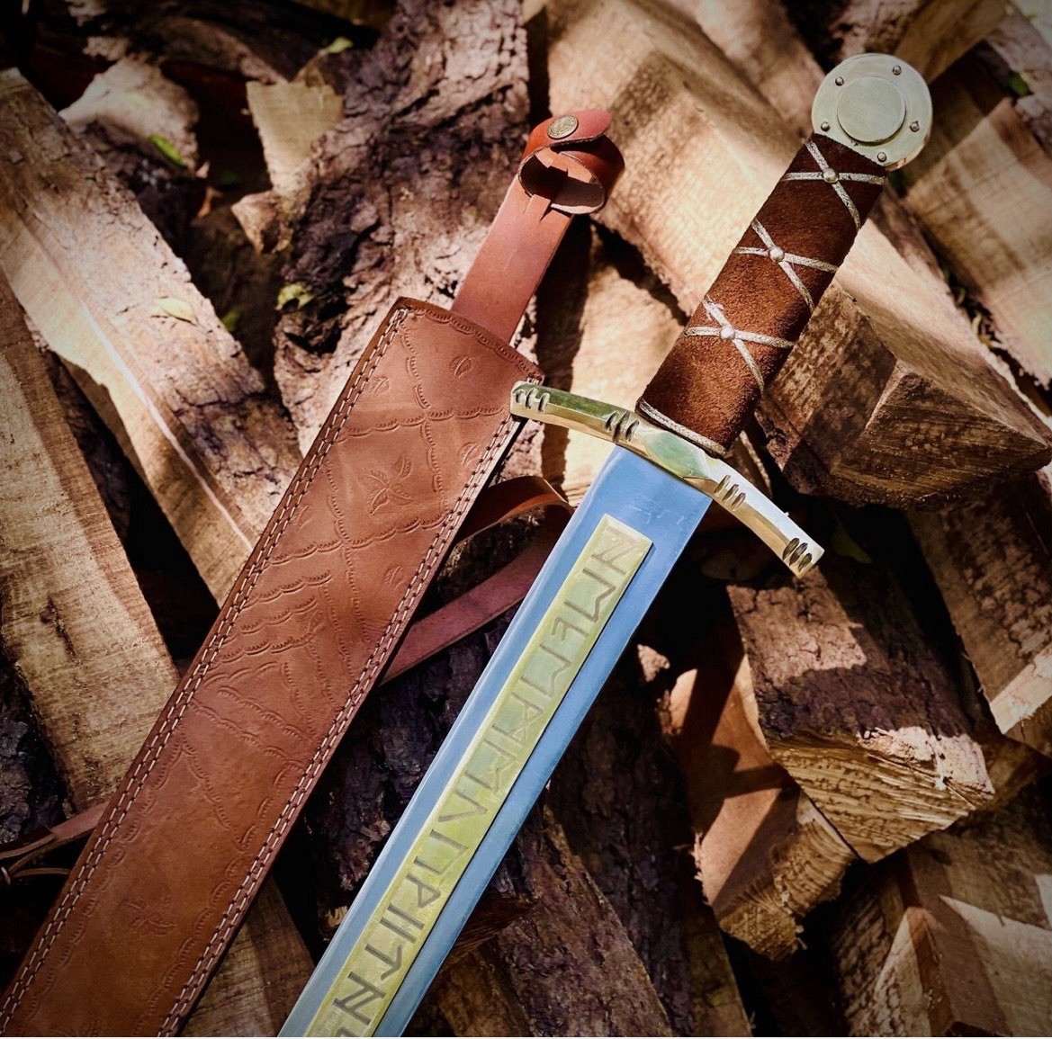 Hand Forged Carbon Steel Excalibur Viking Sword Battle Ready Medieval Longsword