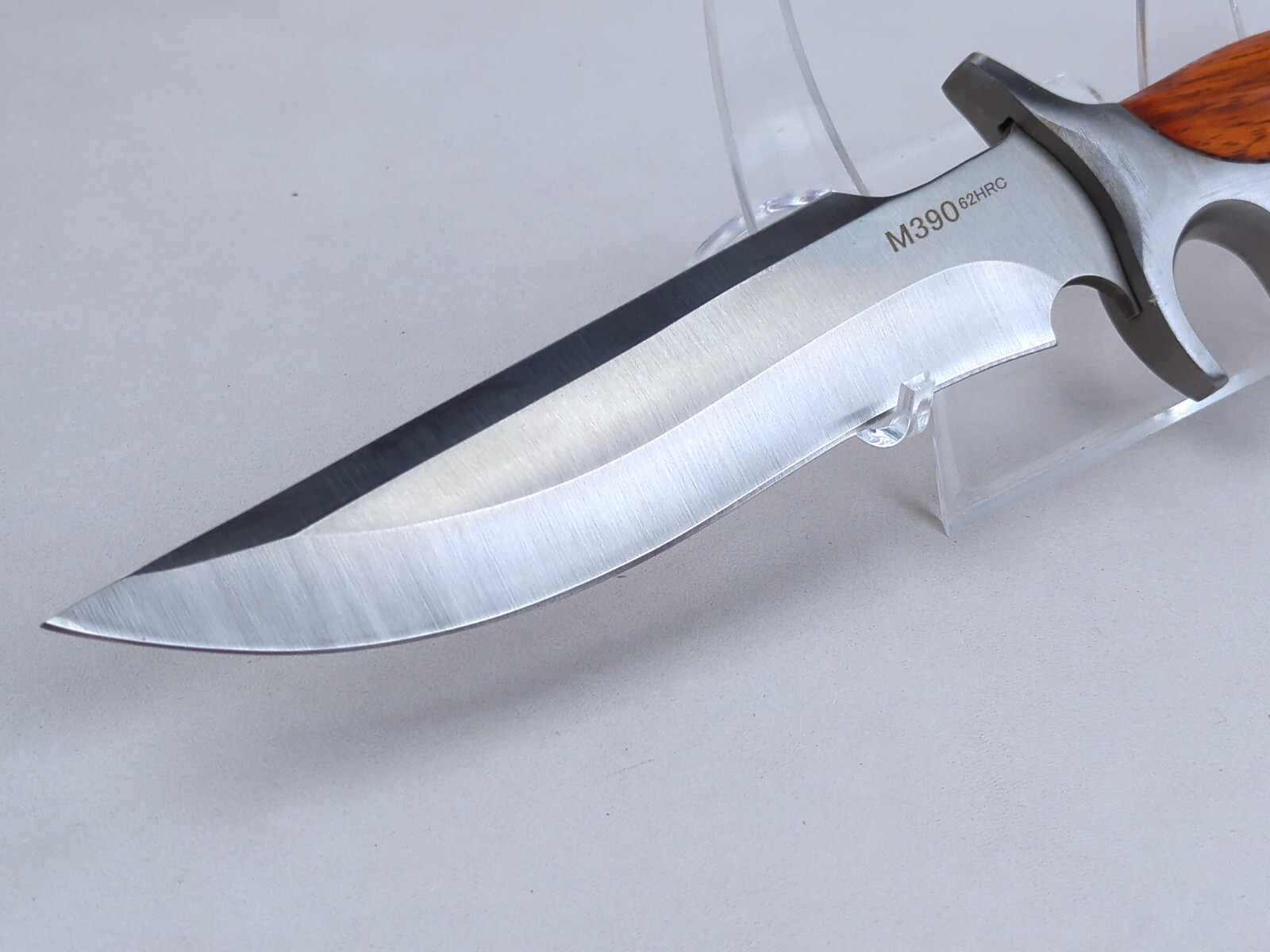 M390 62 HRC, 6-inch STAINLESS STEEL Blade Hunting Knife w/ LEATHER Sheath, NEW