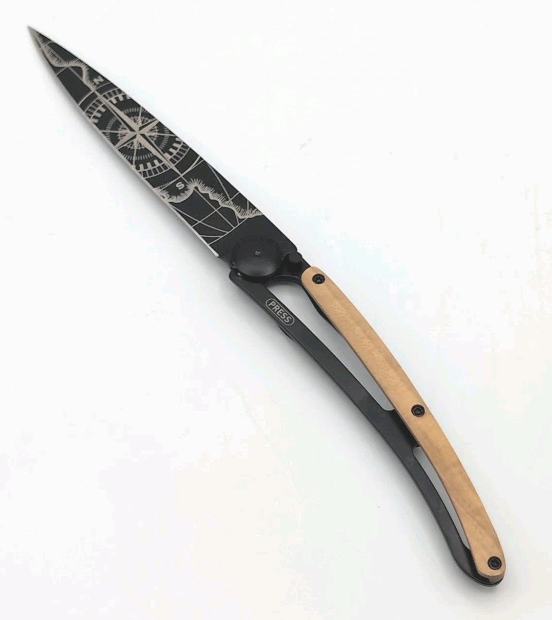 Deejo 37g Black Titanium | Terra Incognita | Juniper Wood Handle | 3.75″ Blade