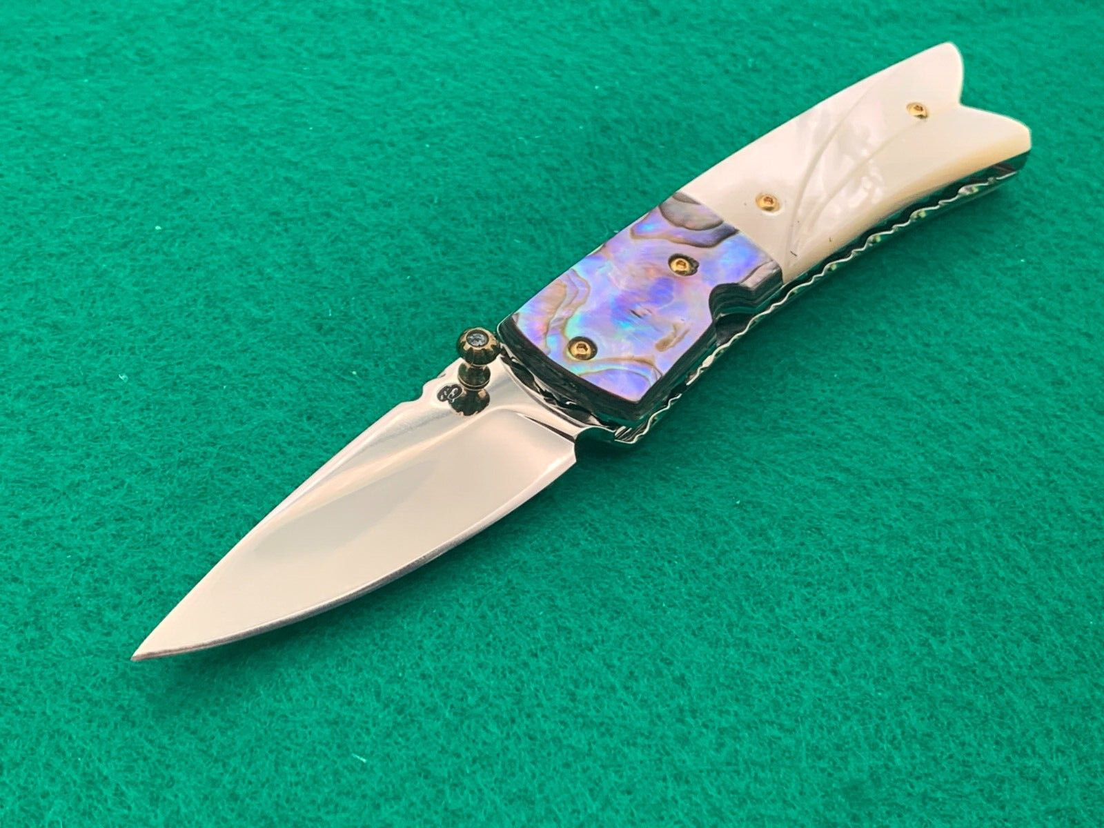 CUSTOM TAWEESAK KNIFE MOTHER OF PEARL / NONE BETTER MUSEUM QUALITY w/ CASE