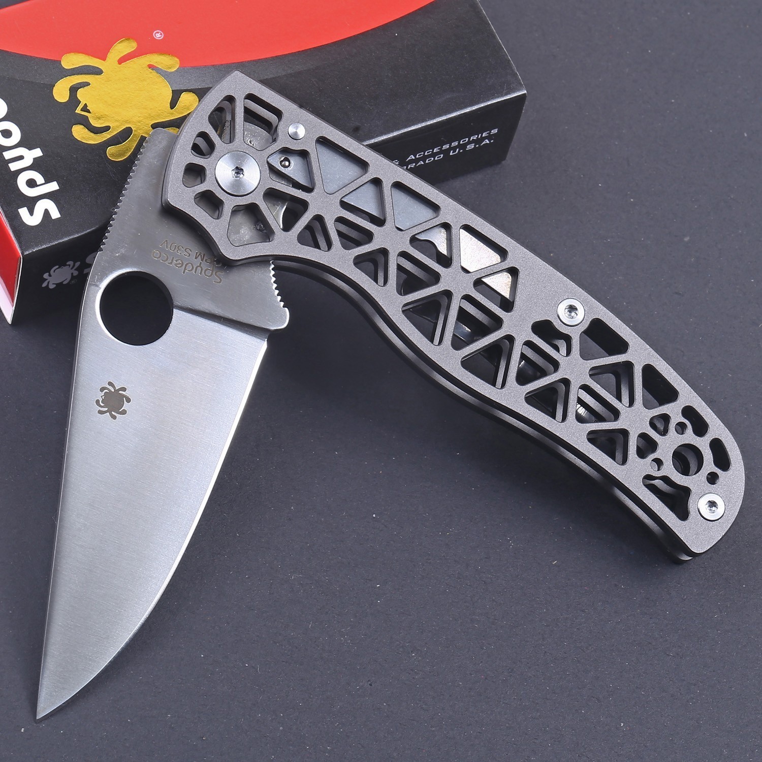 2025 New Skeleton Titanium Handle Light Weight Easy Carry Tactical Pocket Knife