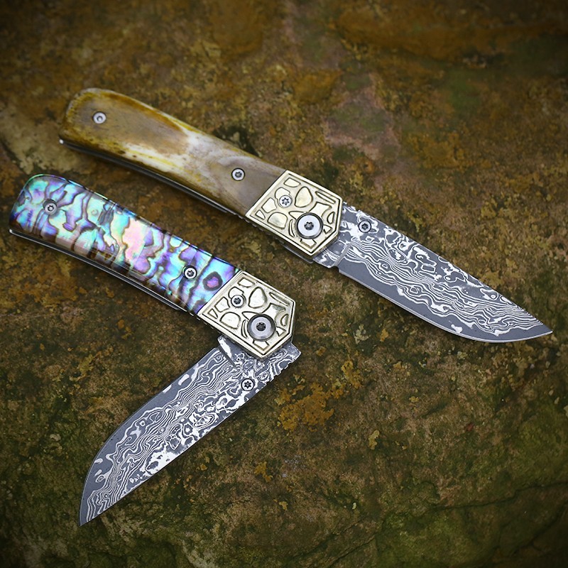 Nature Yellow Bone Handle Hand Custom Made Damascus Steel Blade Pocket Knife