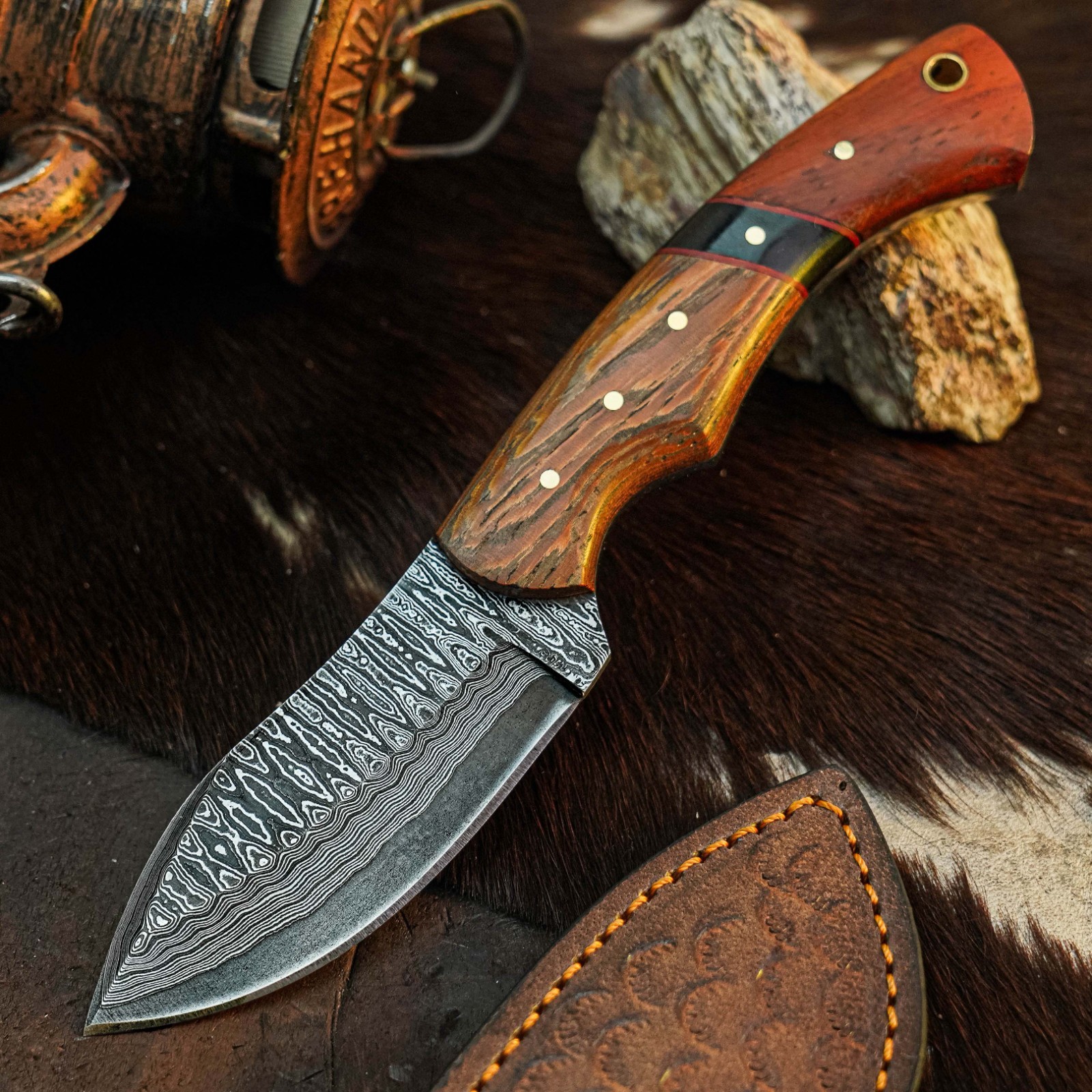 7.7″ Drop Point Skinner Knife Damascus Steel Hunting Full Tang Hybrid Handle