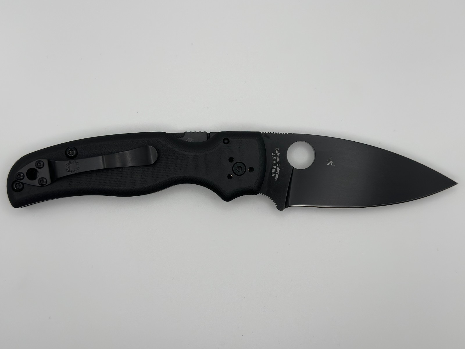 Spyderco Shaman M390 C229 Black Folding Knives FACTORY SECOND NEW