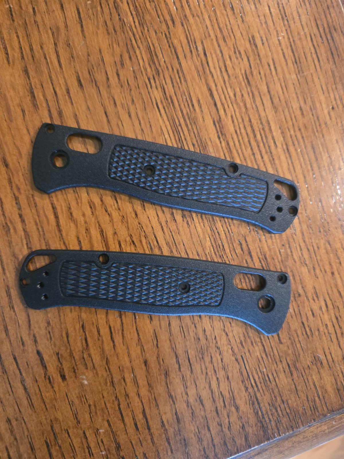 Benchmade 535 Bugout CF Elite SCALES (Carbon Fiber Elite) -Brand New