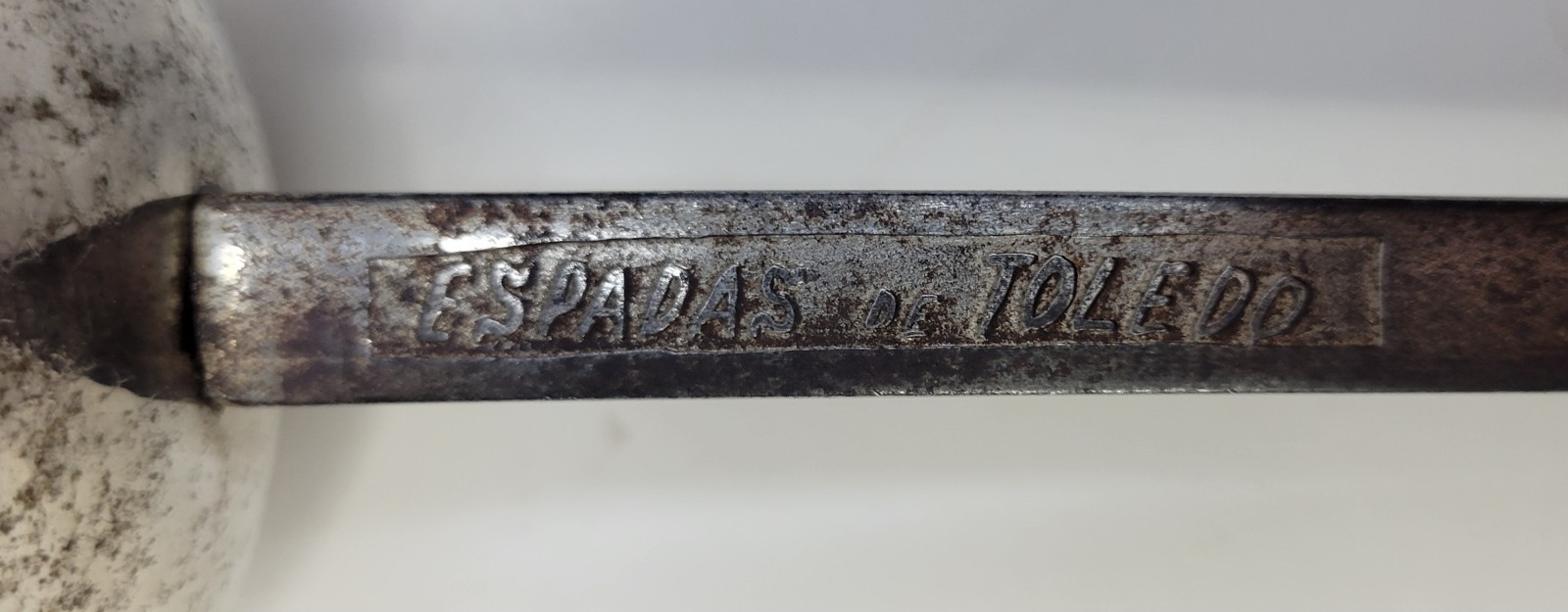 Pair Vintage 1950s Decorative Spanish Toledo 43” Fencing Sword Foil Rapier