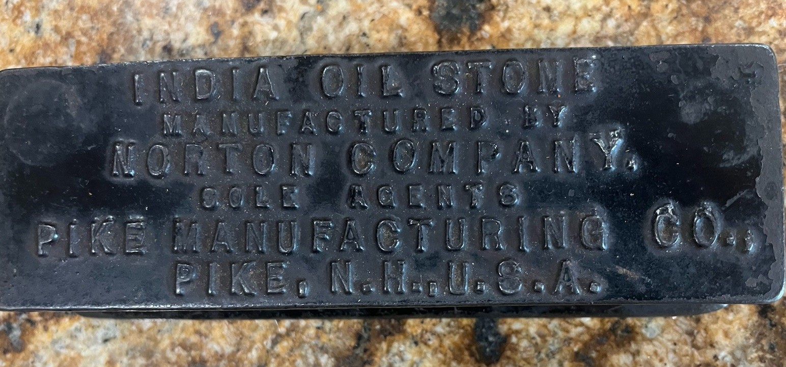 India Oil Stone Norton Co. Pike Mfg. Cast Iron Box With Stone N.H. USA