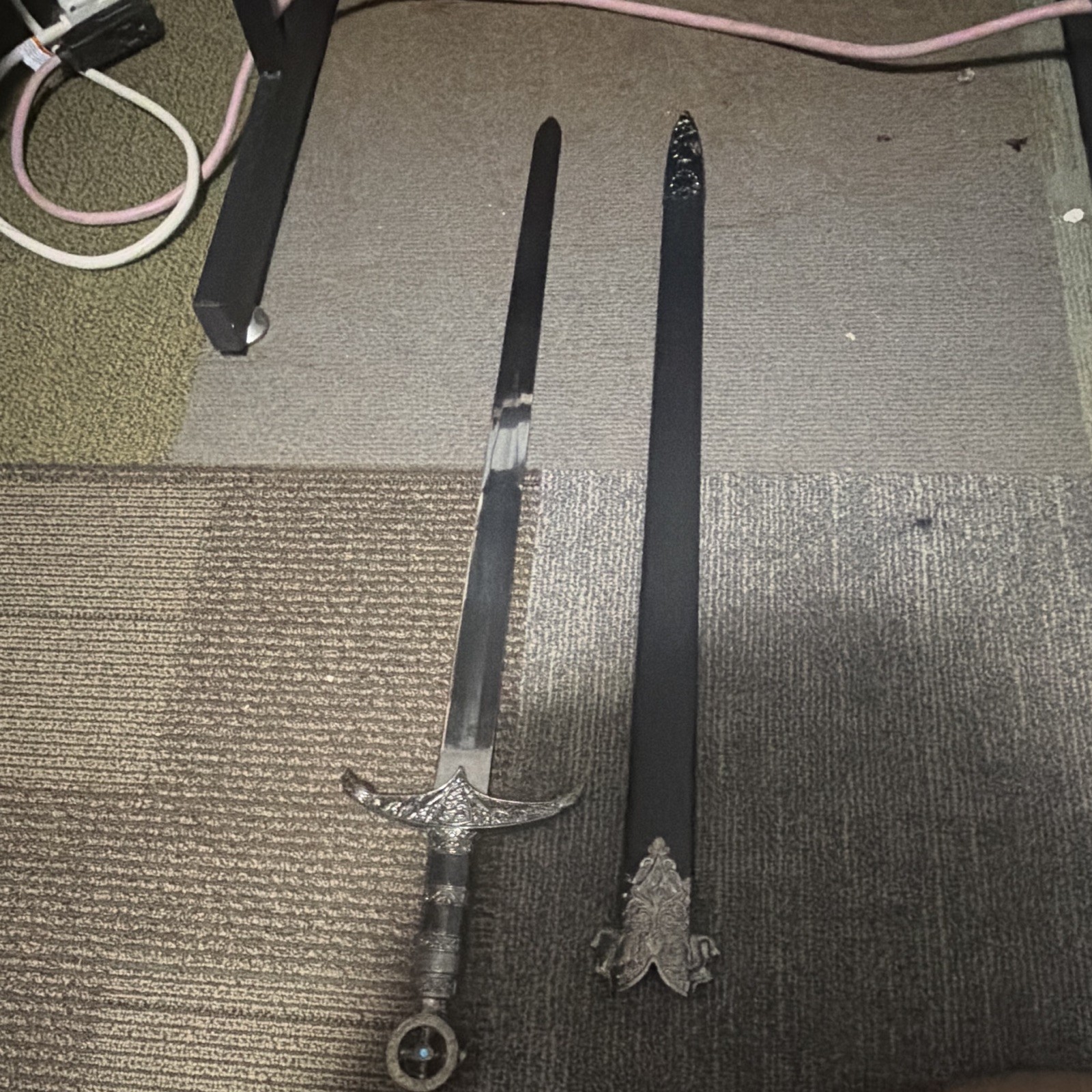 Medieval Celtic Reproduction Longsword Replica w/ Black Scabbard, Double Edge