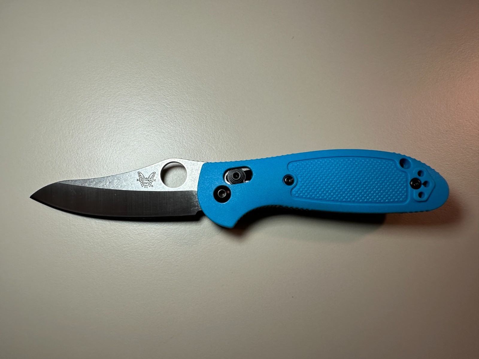 Benchmade 555 Mini Griptilian Blue Nylon Grivory Stainless Folding Knives