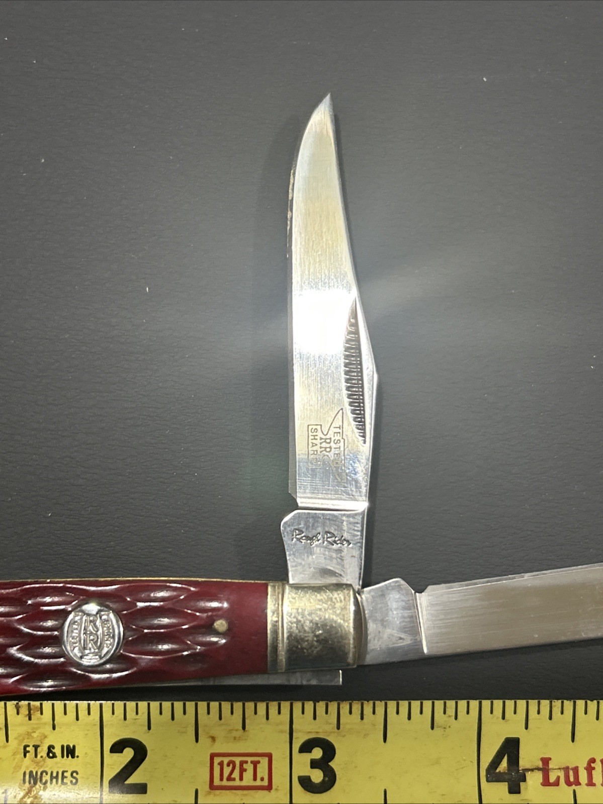 Roughrider Redbone 2-Blade Trapper RRTested 440 Razor Sharp, Steel, China,
