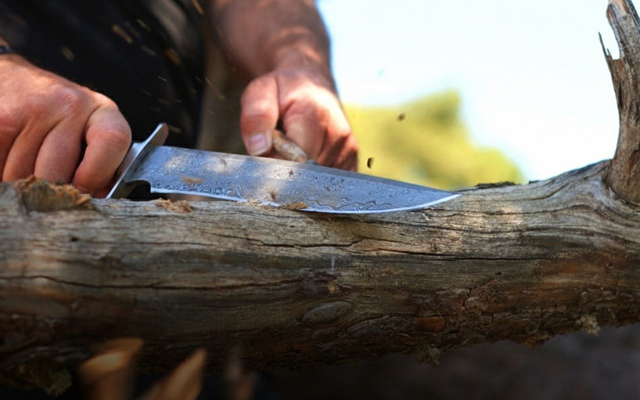 Custom Handmade Damascus Steel Hunting Knife Bowie Knife Camping Knife 14 Inch