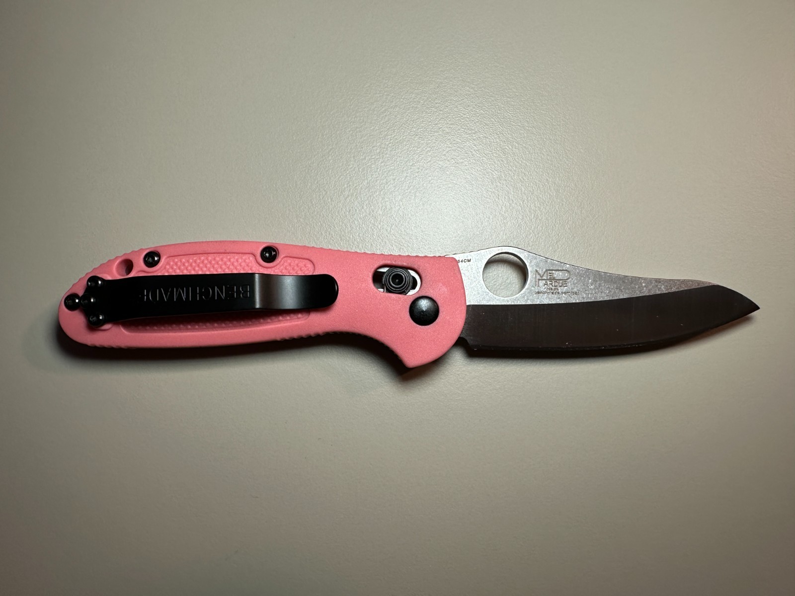 Benchmade 555 Mini Griptilian Pink Nylon Grivory Stainless Folding Knives