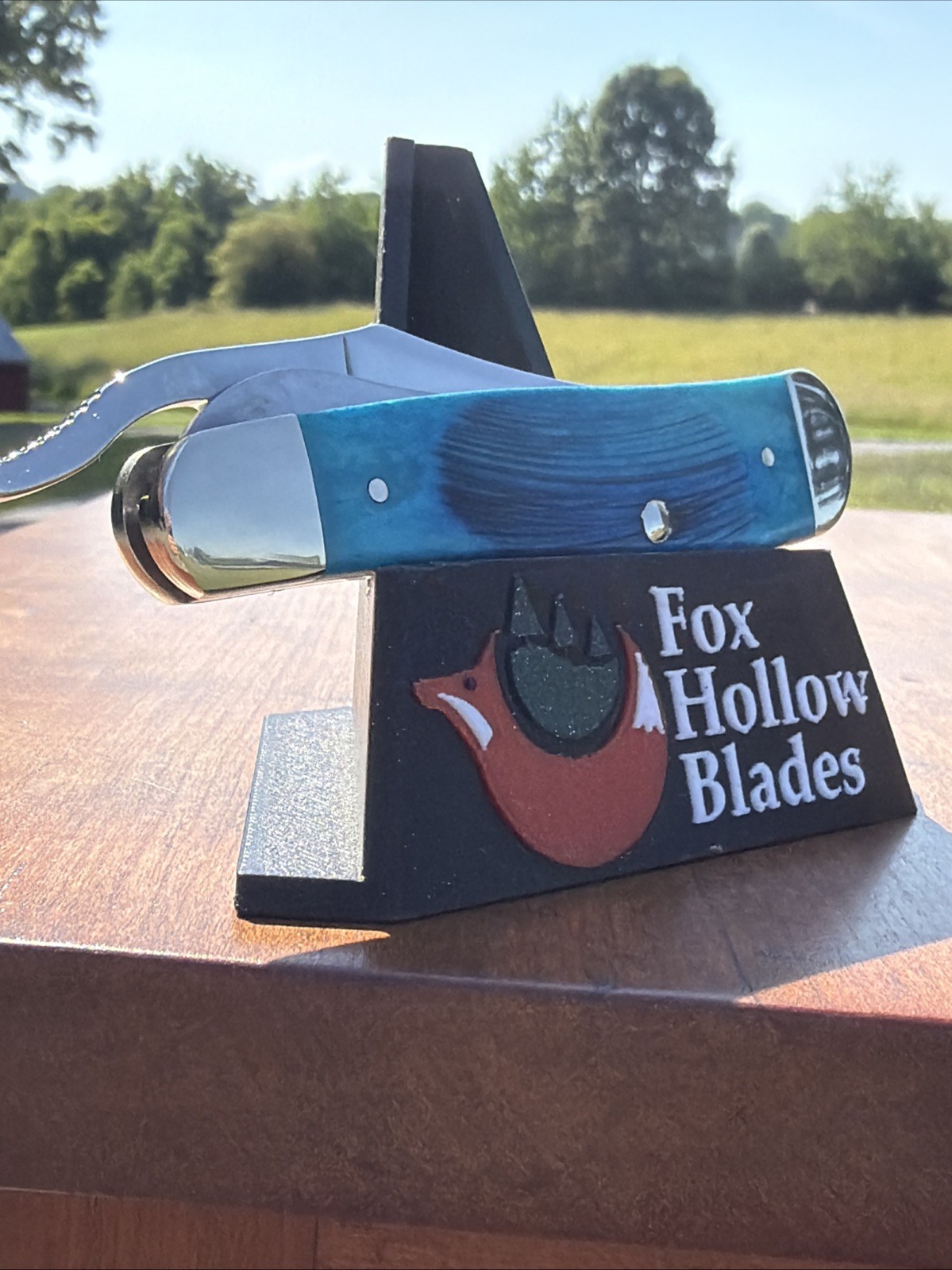 CASE XX 2025 SAWCUT CARRIBEAN BLUE BONE 61953L SS RUSSLOCK KNIFE