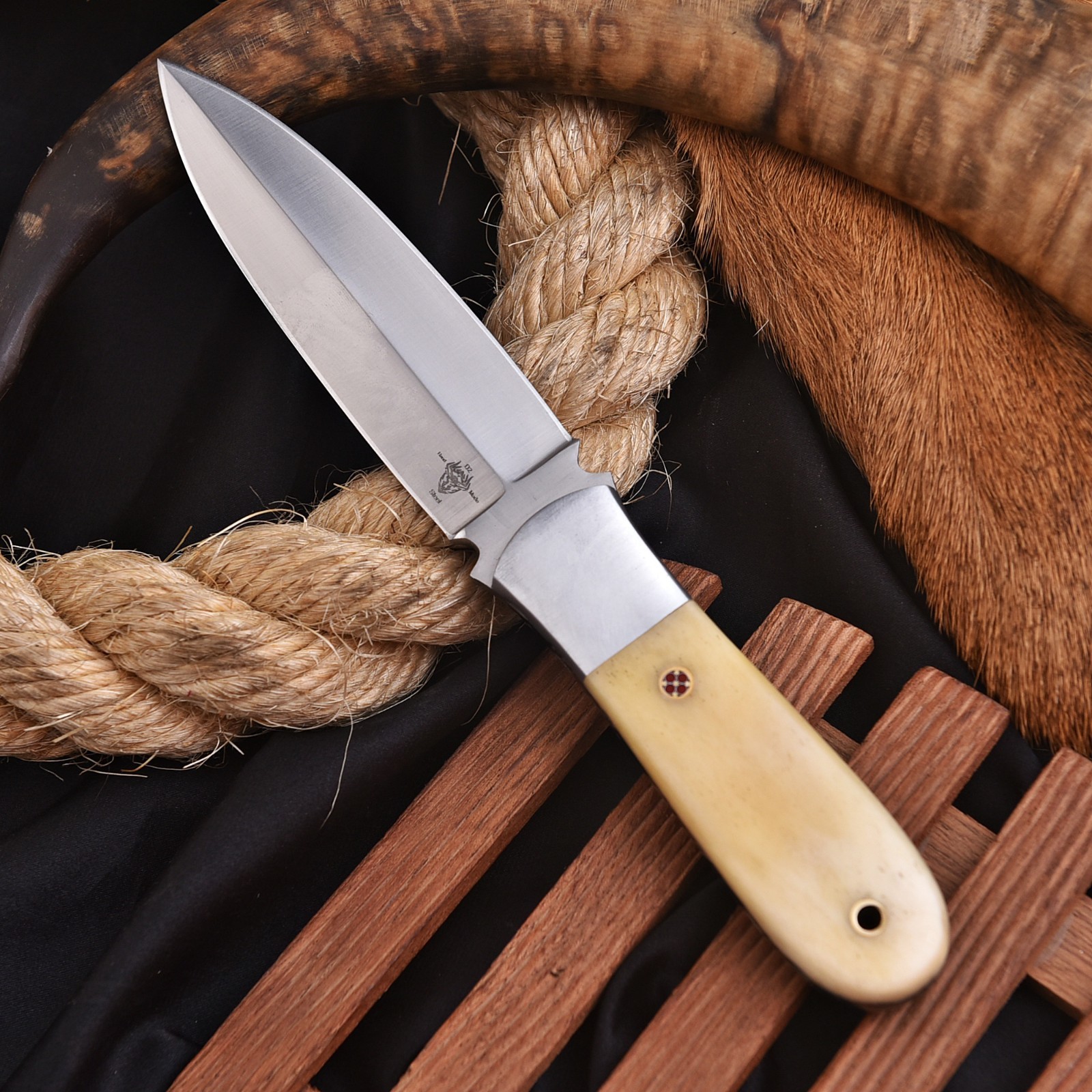Handmade D2 Custom Camel Bone Dagger Camping Sport EDC Knife w/Sheath