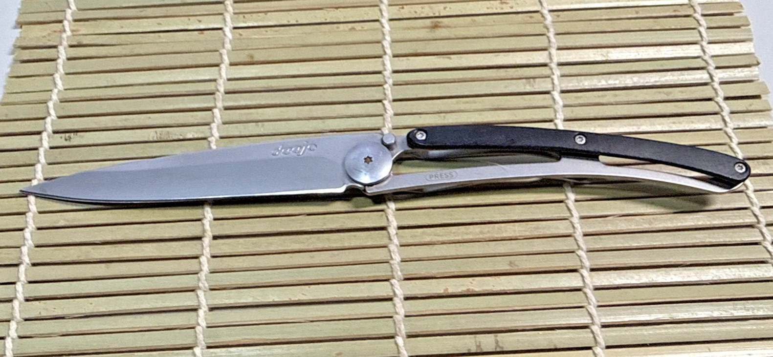 Deejo Ebony Wood 37G Ultra Light Pocket Knife