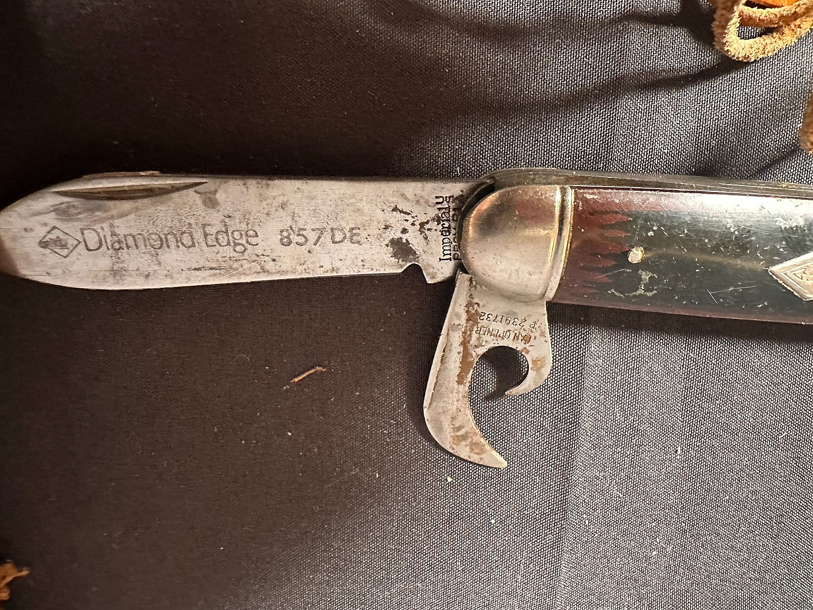 Vintage Imperial USA Twin Knife Set Moose Fixed Blade & 857DE Scout Pocket Knife
