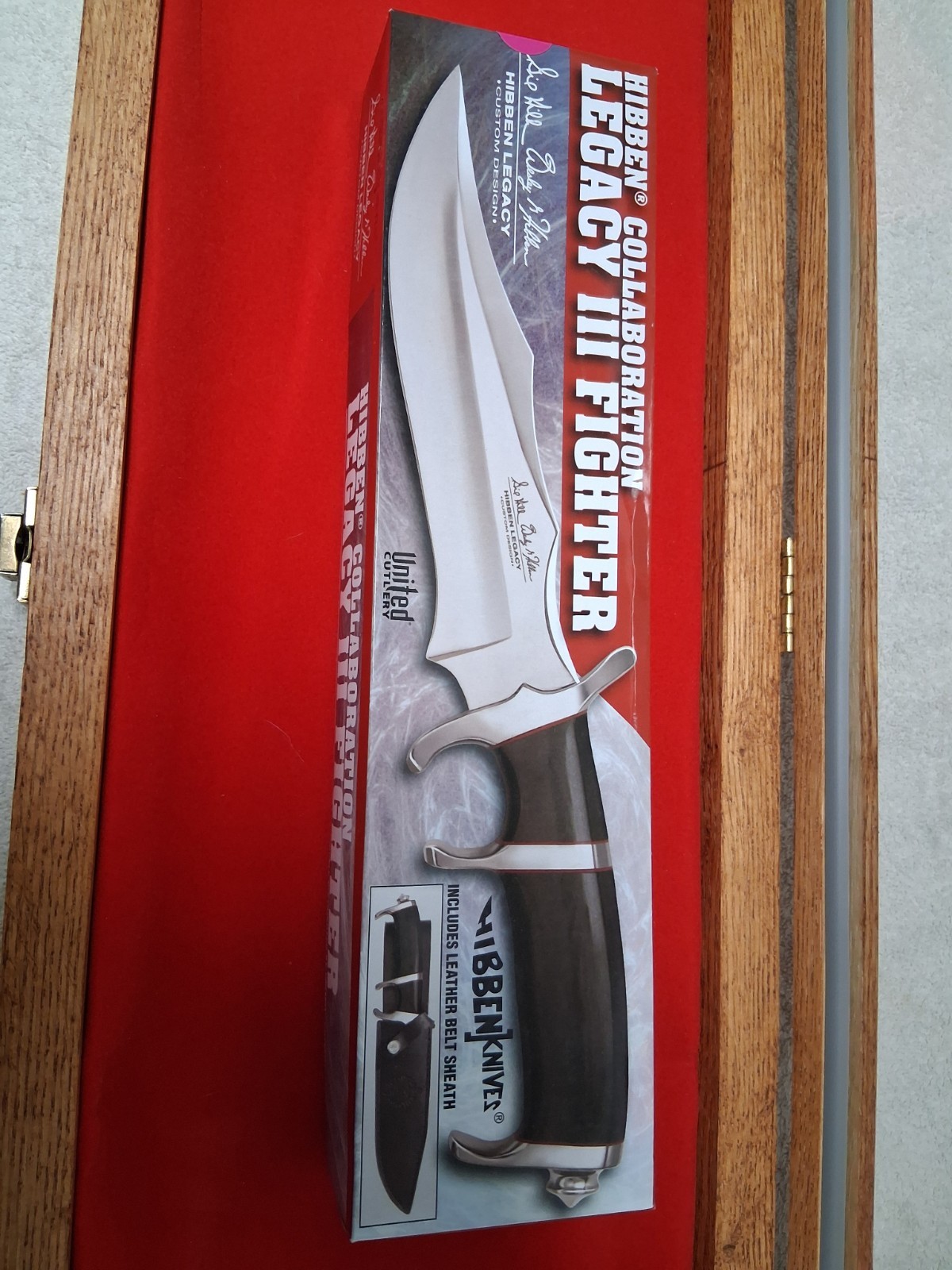 GIL HIBBEN’s LEGACY III FIGHTER Knife with Sheath & Box! NEW Condition!! 12 1/2″
